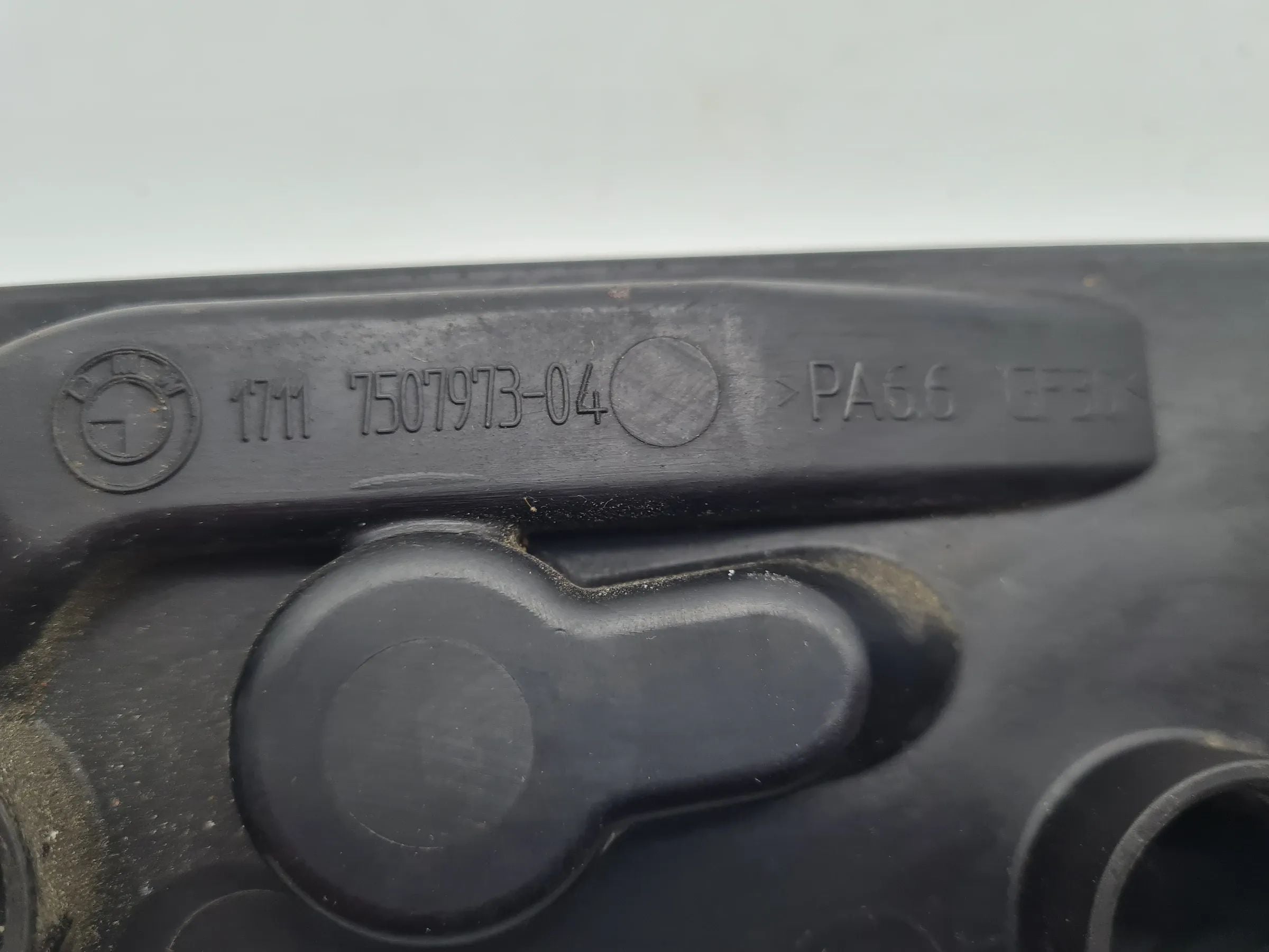 Original BMW 5er (E60/E61/E63) Thermostat Montageplatte 7507973-04