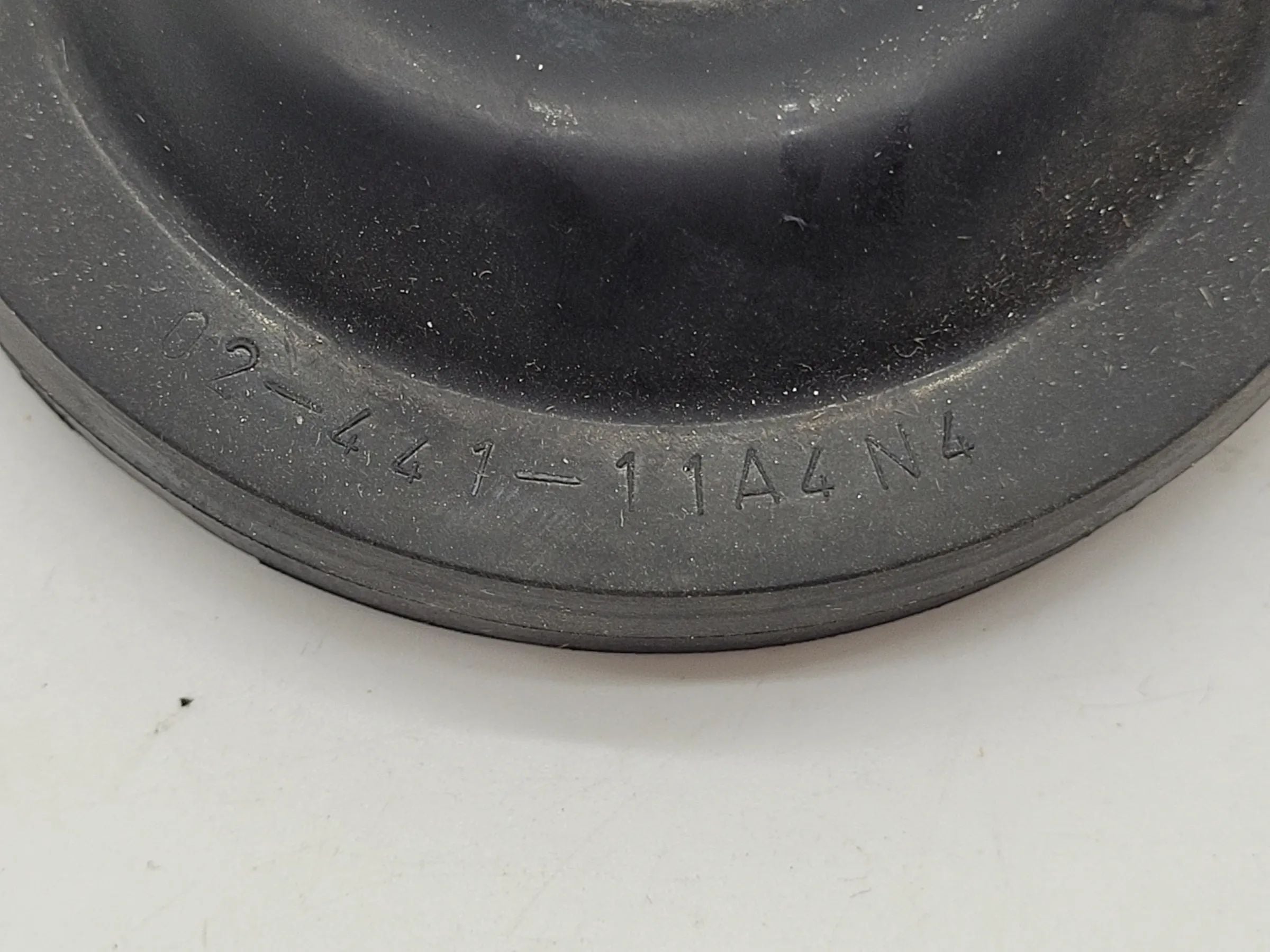 VW FOX 5Z Scheinwerfer Staubkappe Groß L/R 02-441-11A4N4