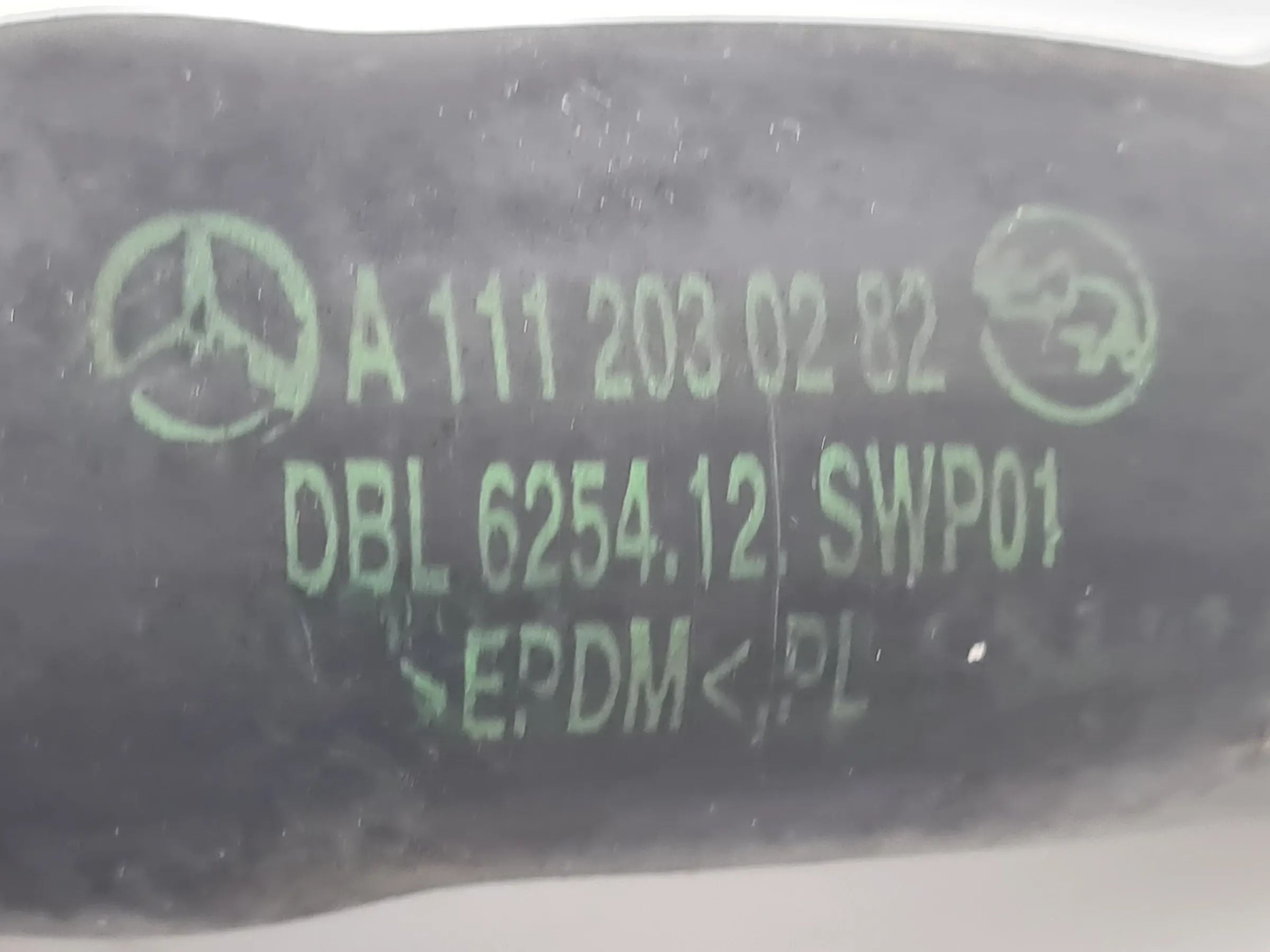สายท่อหม้อน้ำแท้สำหรับ Mercedes C-Klasse CL203 M111.955 A1112030282