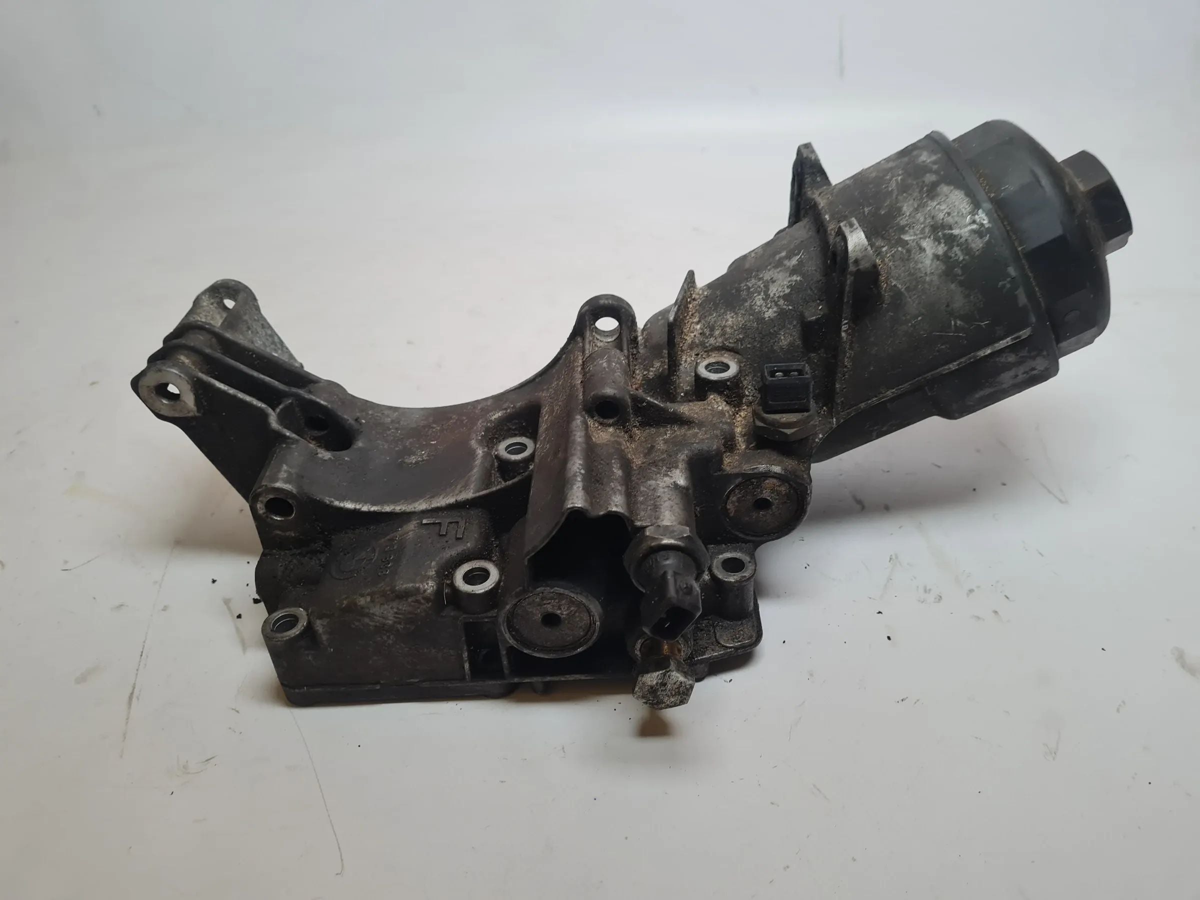 Original BMW 3er (E46) Rumah Filter Oli 1713838