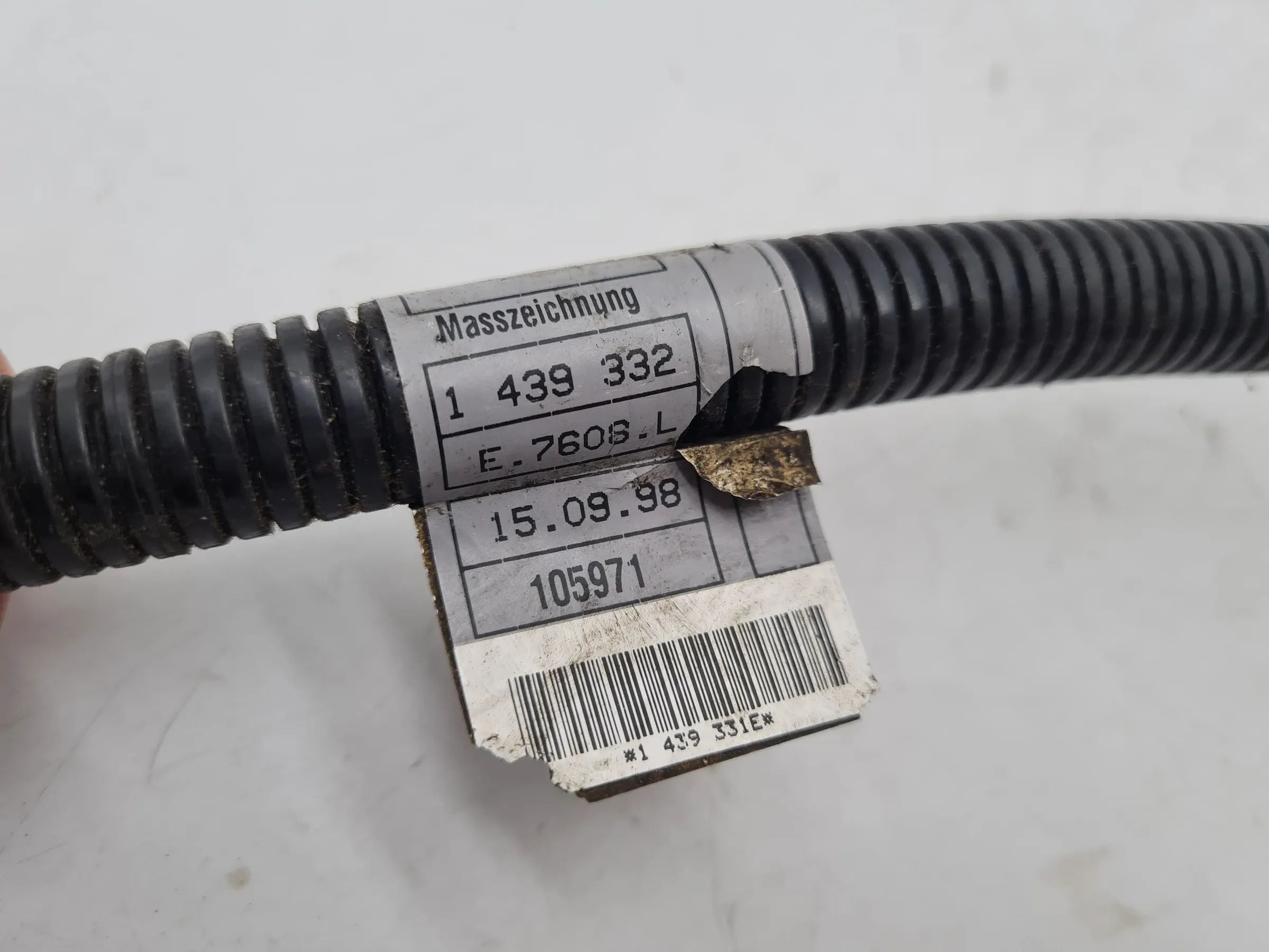 Original BMW 5er E39 バッテリープラスケーブル スタータ ジェネレーター 1439331