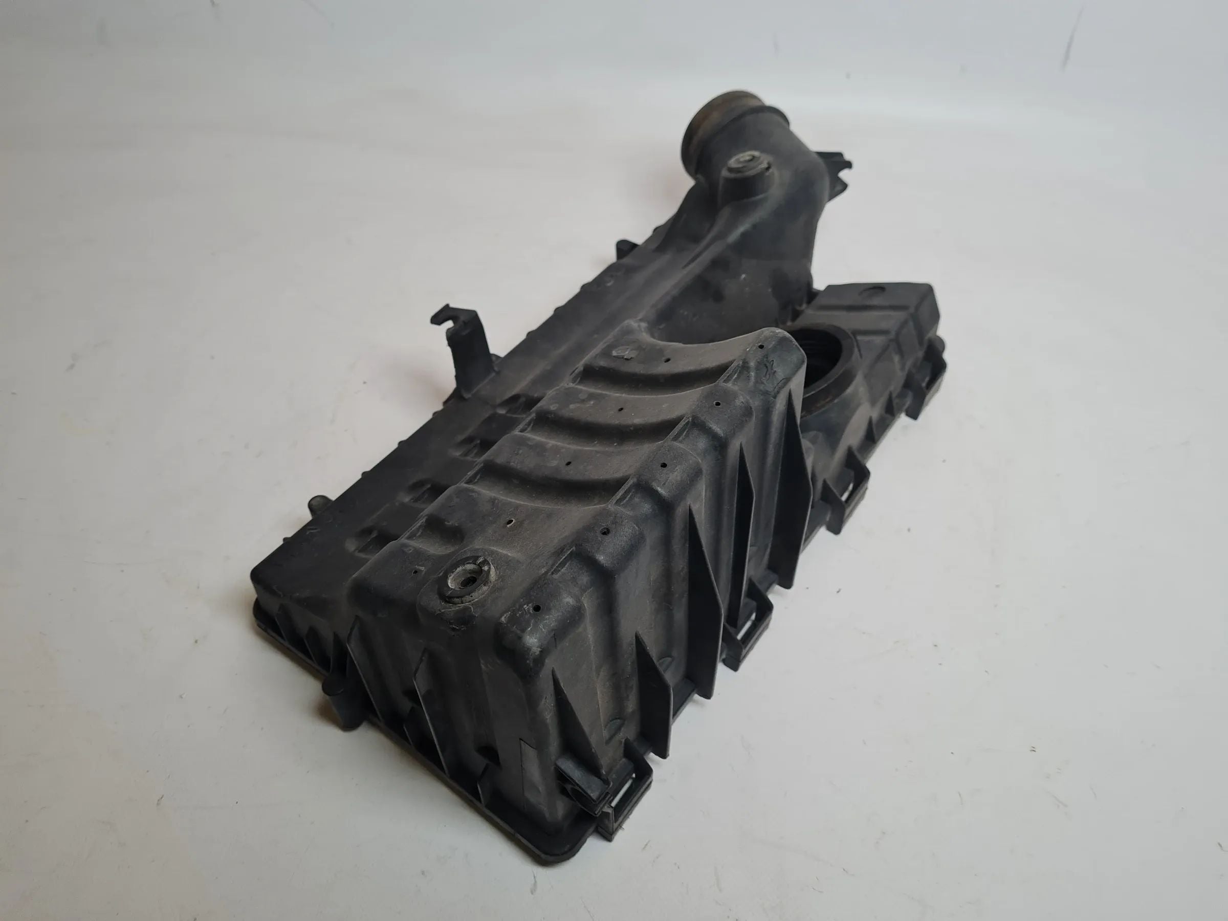 Seat Ibiza III 6L1 Luftfilterkasten Teil Links 036.183.F Original