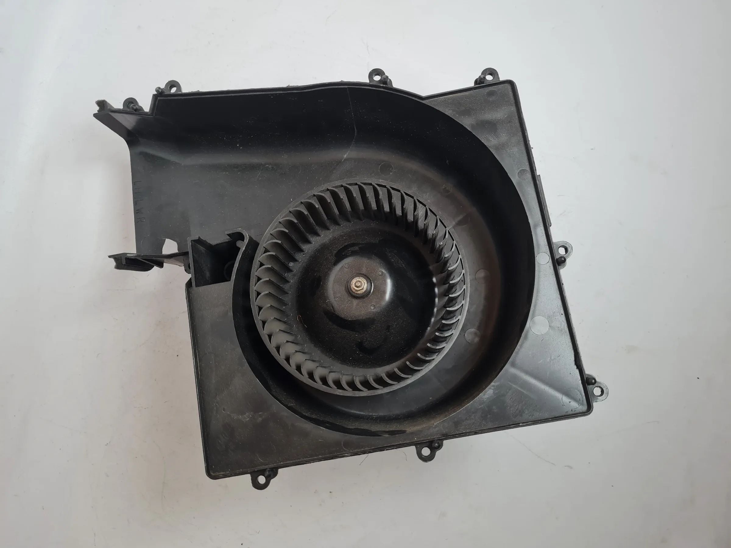 Original Nissan Primera P12 Gebläsemotor 27200AV603