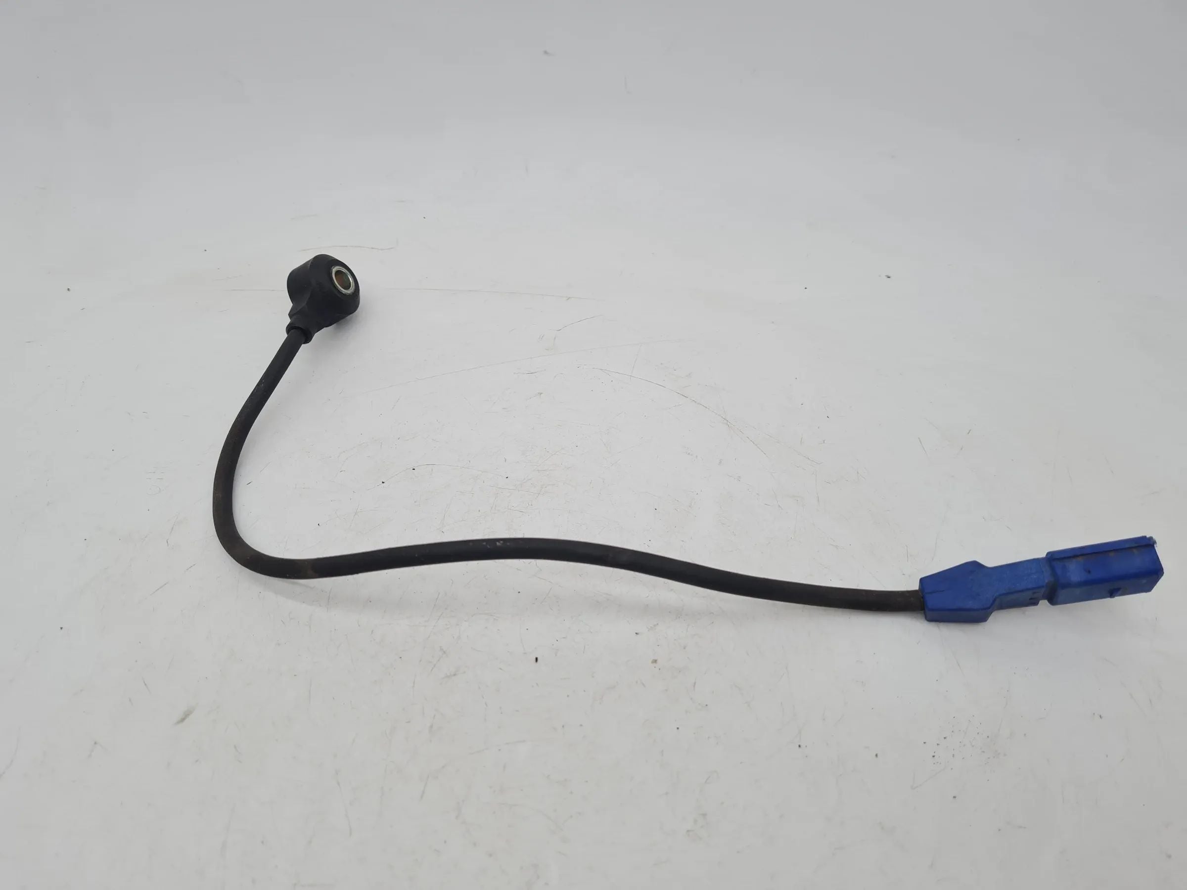 Original Audi A4 8E/B6/B7 Motorklopfsensor 06D905377