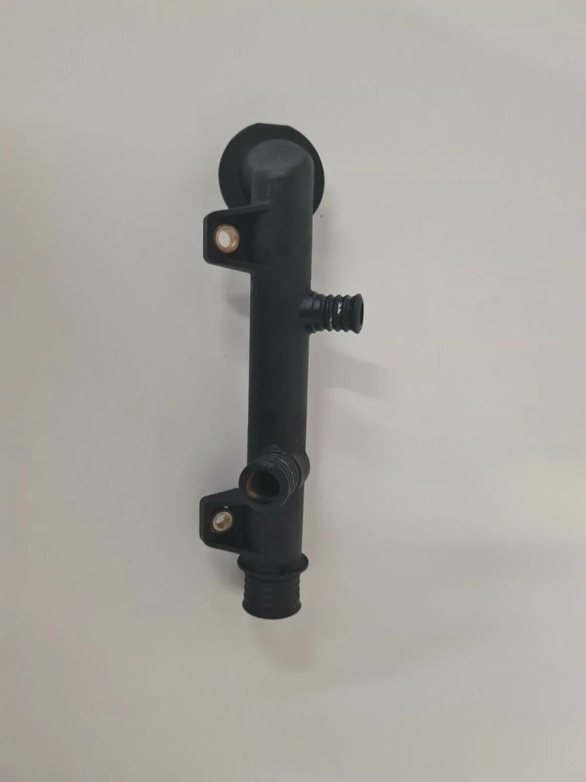 Оригинальный фланец для охлаждающей жидкости BMW E30 E36 316 318 E34 518i 1714738