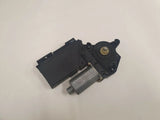 AUDI A4 AVANT (8ED, B7) 2.0 TDI Motor elevalunas trasero izquierdo 8E0959801A K31