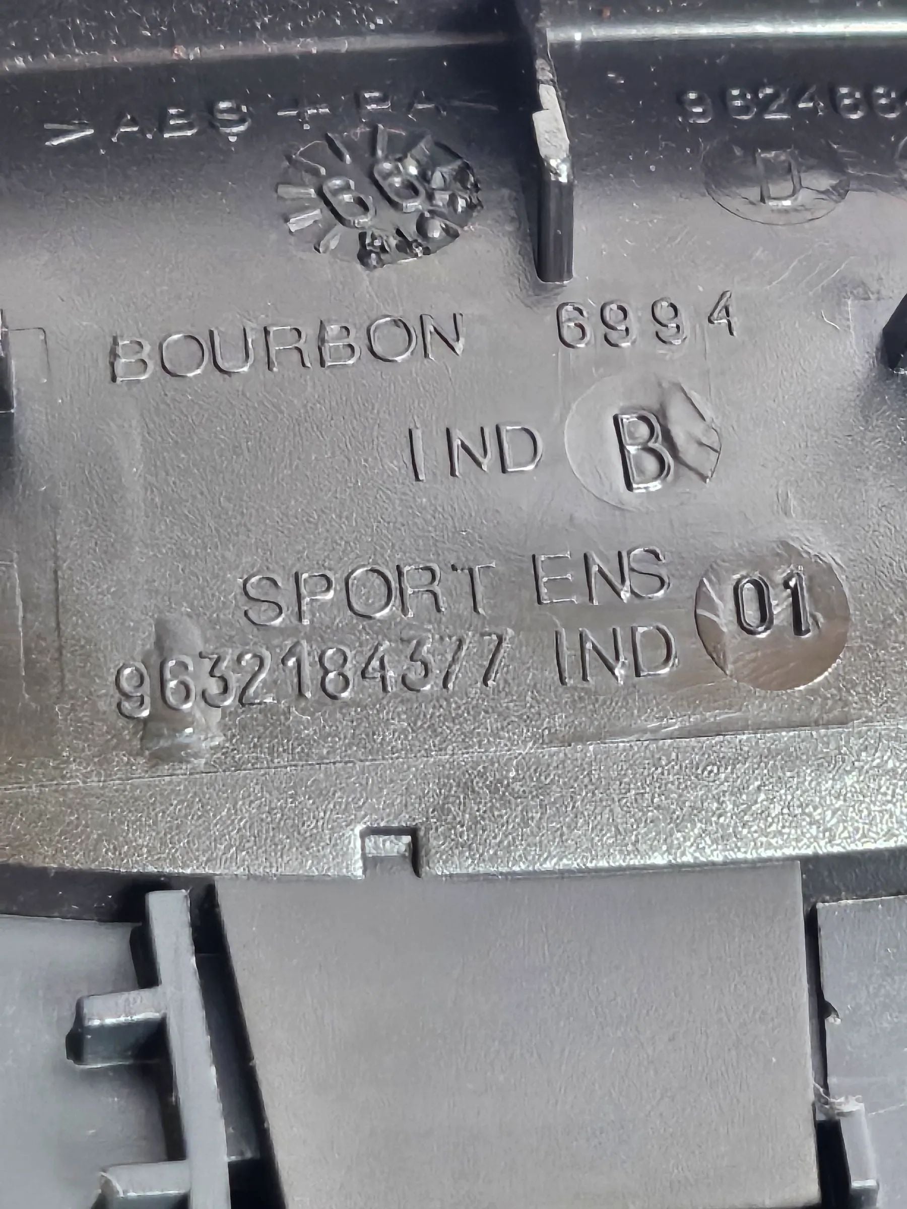 Peugeot 206 CC Luftdüse Luftdusche Lüftungsdüse Lüftungsgitter rechts 9632184377