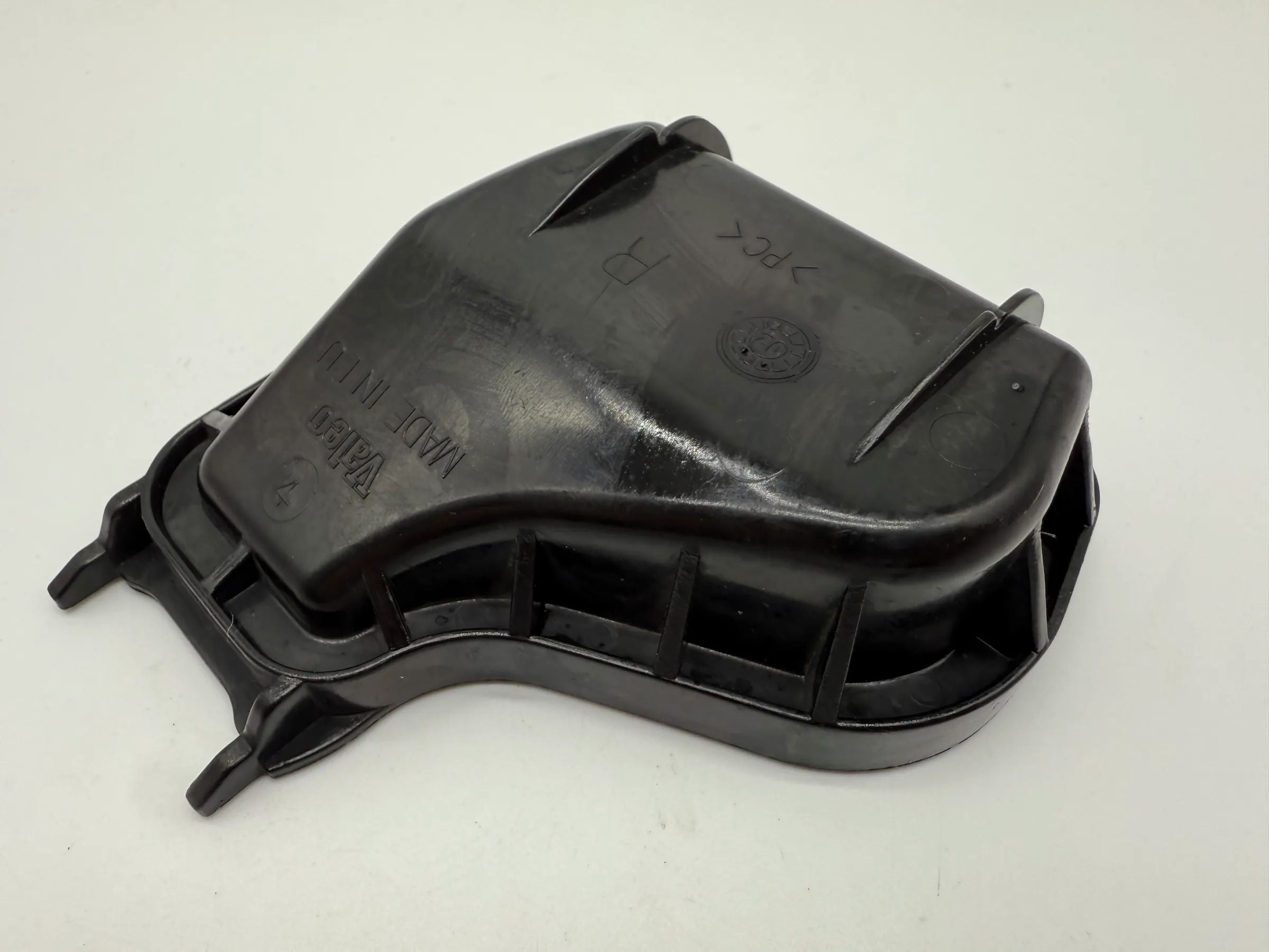 Oryginalna osłona reflektora Audi A4 (8E5/8E2/B6) prawa