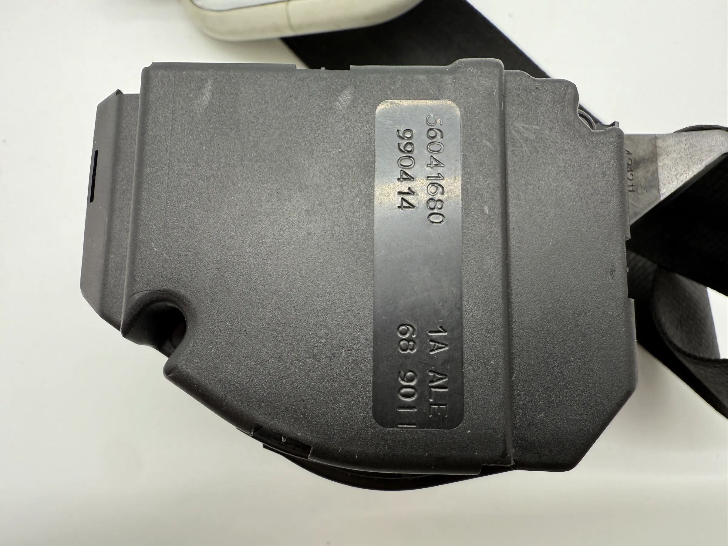 Oryginalny pas bezpieczeństwa tylny boczny prawy VW Golf 4 IV (1J1) 1J6857806C