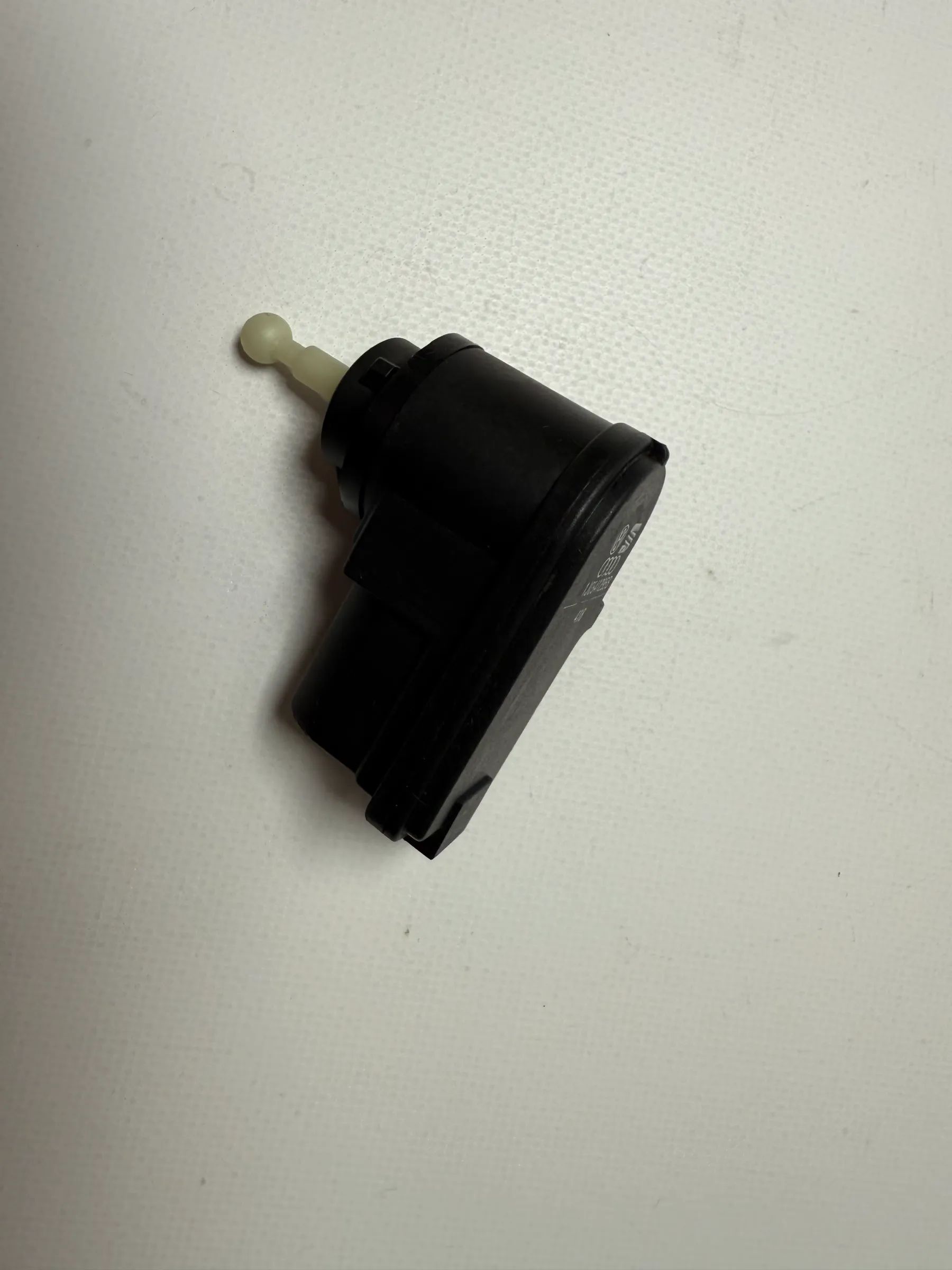 Original AUDI, SEAT, VW Atuador, Regulação de alcance do farol 1J0941295B