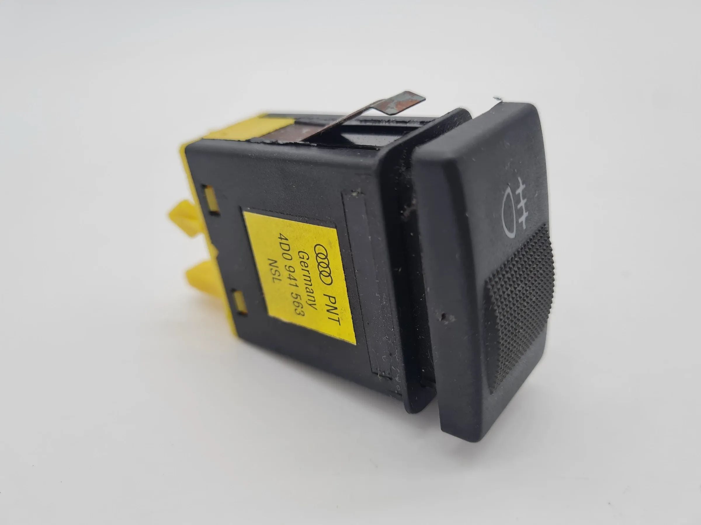 Original AUDI A4 (8D2/B5) Schalter Nebelschlussleuchte 4D0941563