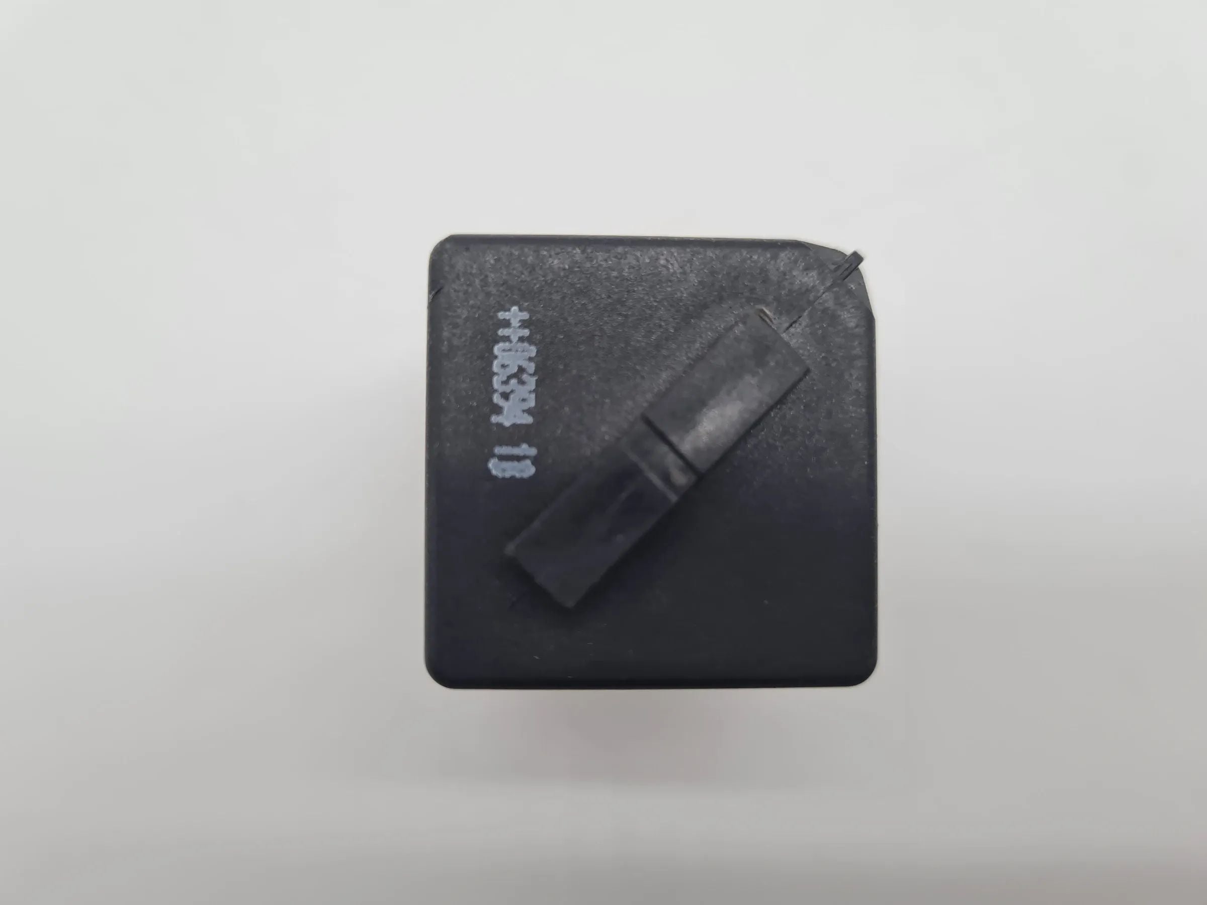 Original BMW 1er/2er/3er/5er/6er/X1/X2/X3/X5 Relais 61366901469