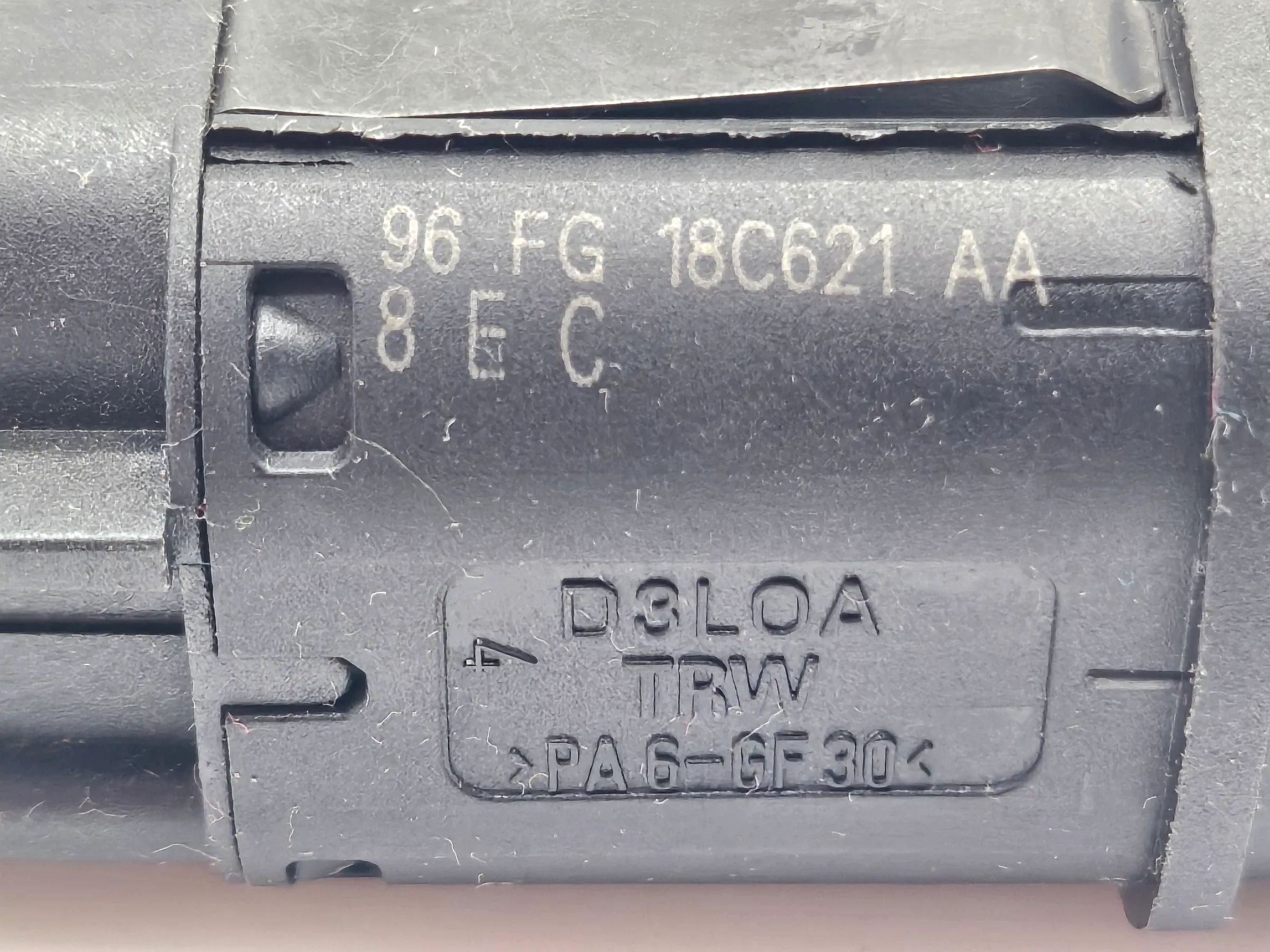 Original Ford Fiesta 4 IV JBS JAS Puma Schalter Heckscheibenheizung 96FG18C621AA