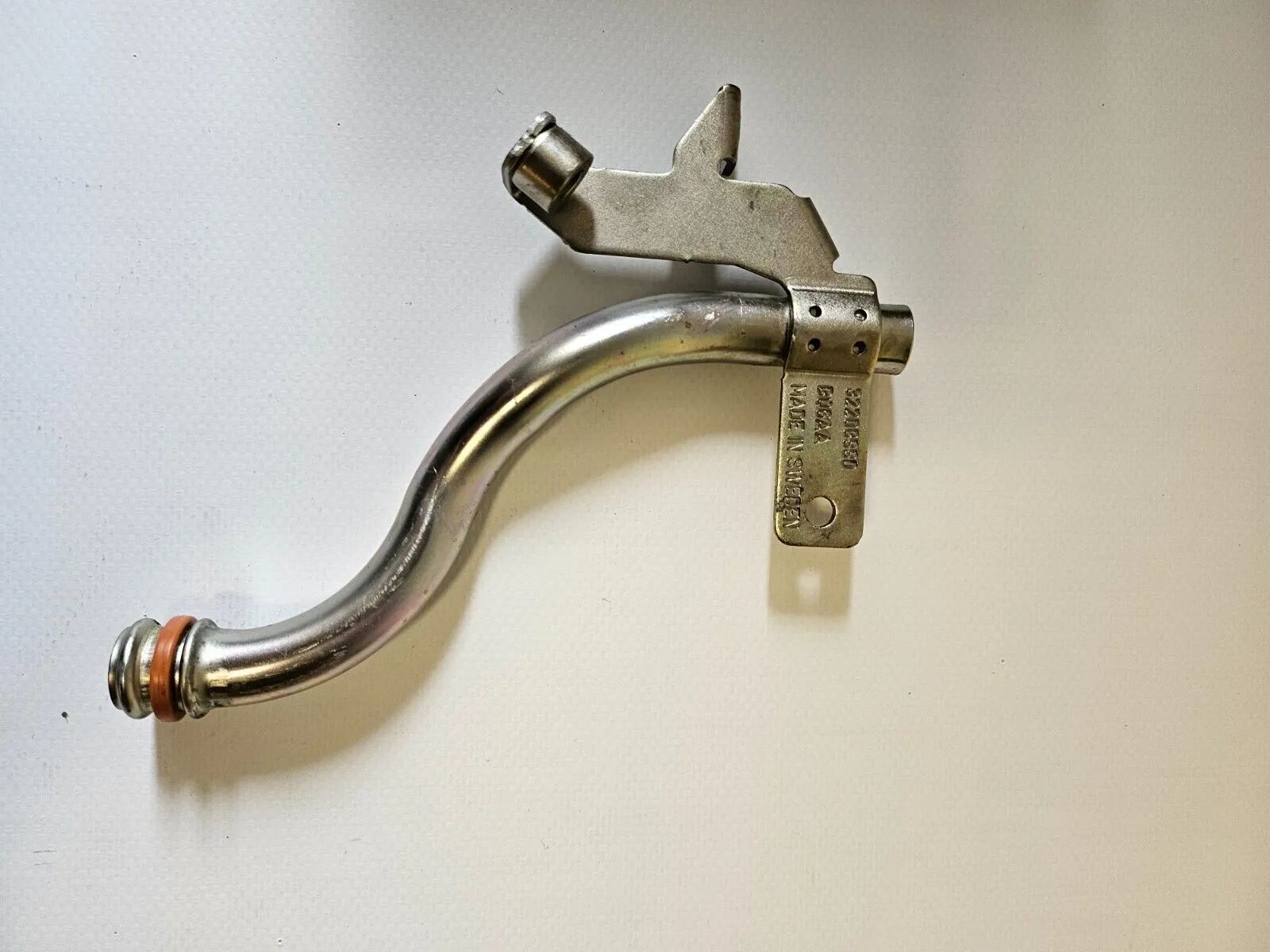 original VOLVO  Motorölmessstabrohr 32208990 Motorcode D4204T9