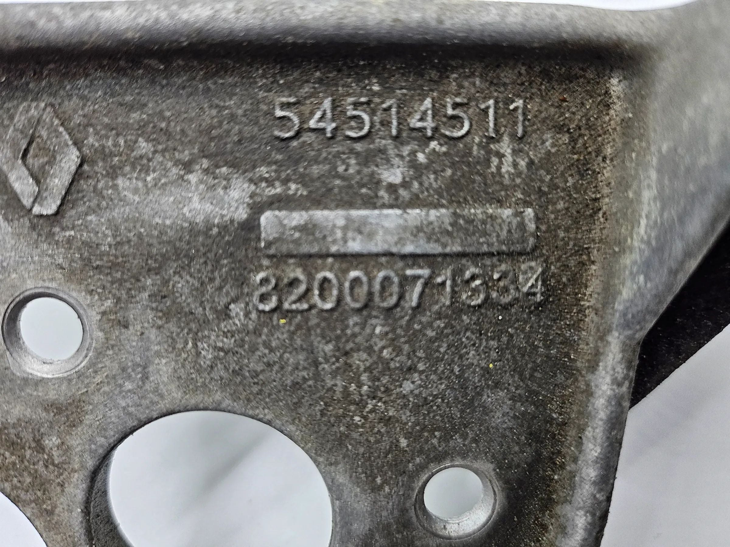 Oryginalne RENAULT Twingo I (C06) przednie ramię wycieraczki 8200071334