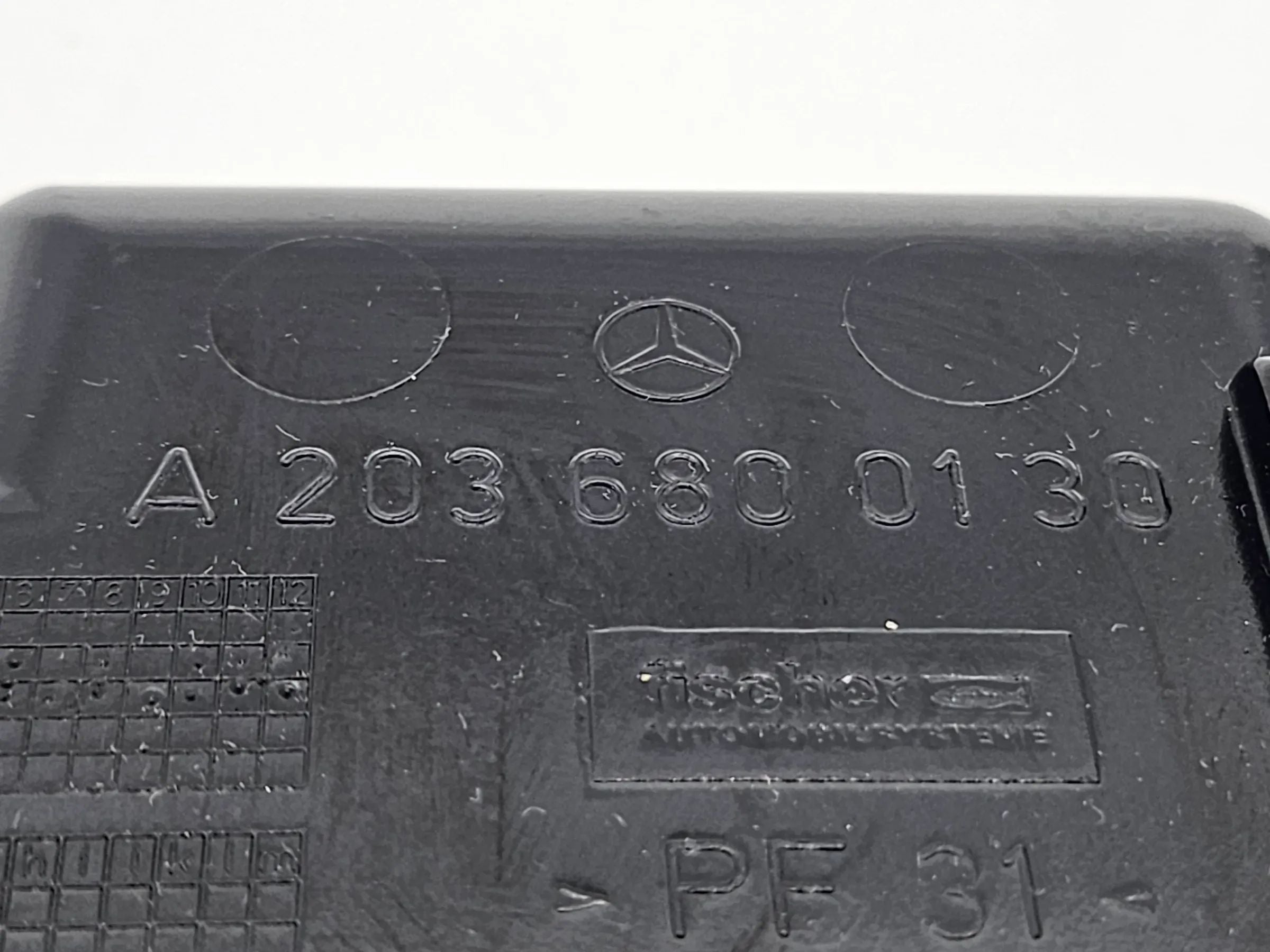Original Mercedes Benz W203 C-Klasse Posacenere Inserto Cornice A2036800130