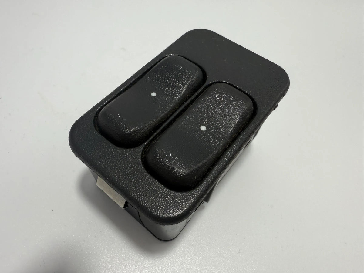Oryginalny przełącznik podnośnika szyby lewy Opel / Vauxhall Meriva 13363202 / 24409205