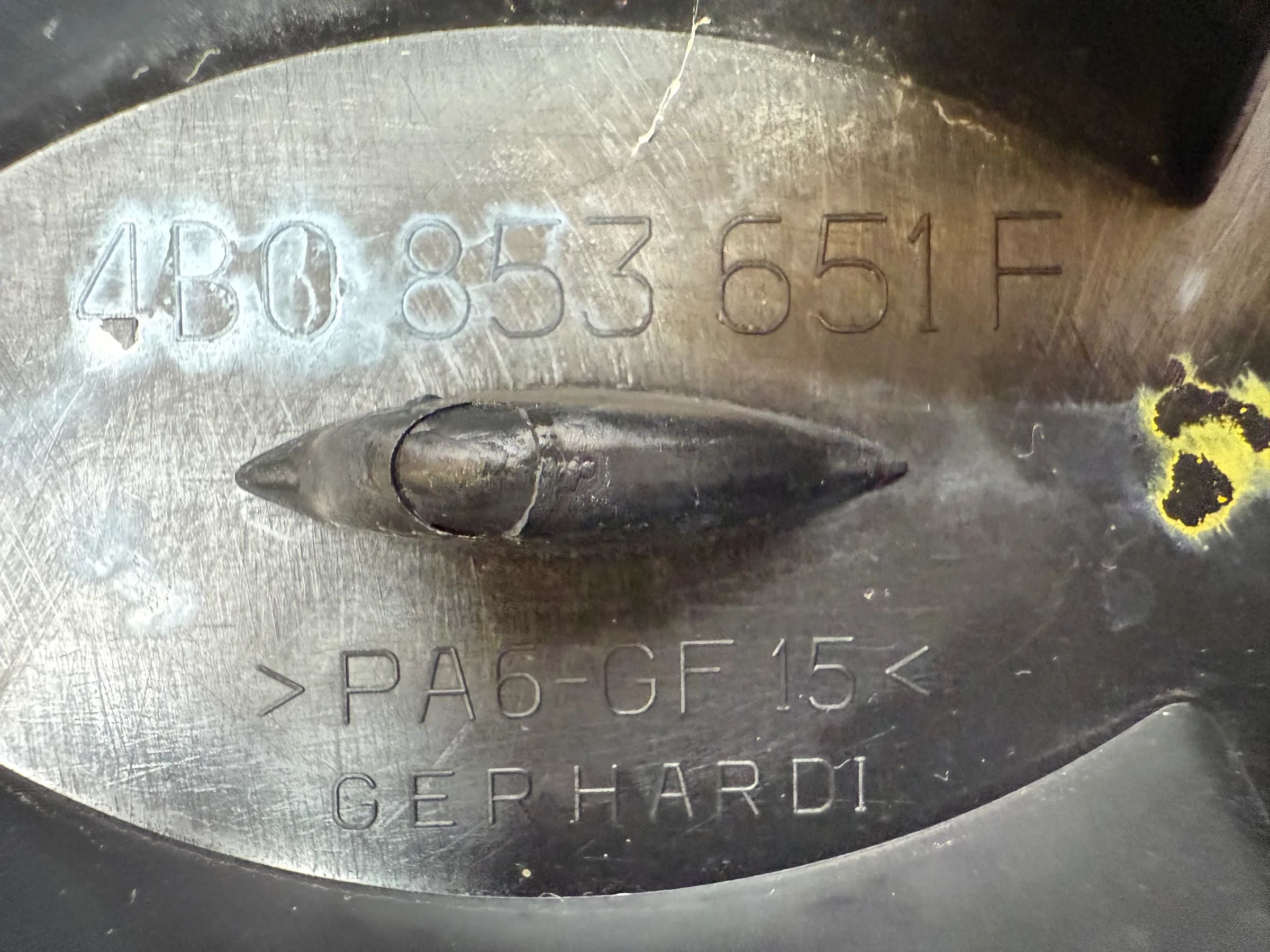 Original Audi A6 (4B5/4B6, 4B2/4B4) front grille 4B0 853 651 F 