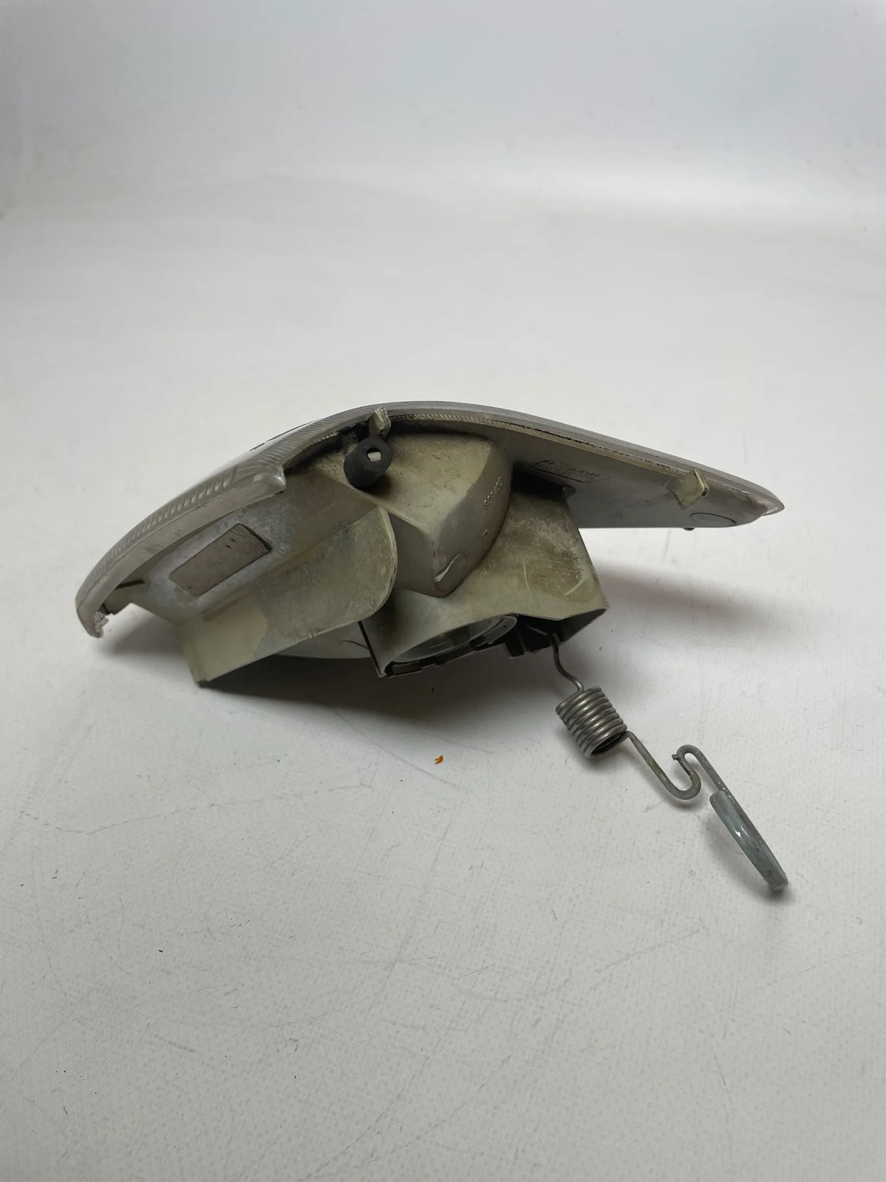 Original Ford Fiesta III 3 Courier Mazda 121(GFJ/DB) Blinker Rechts Vorne 961466