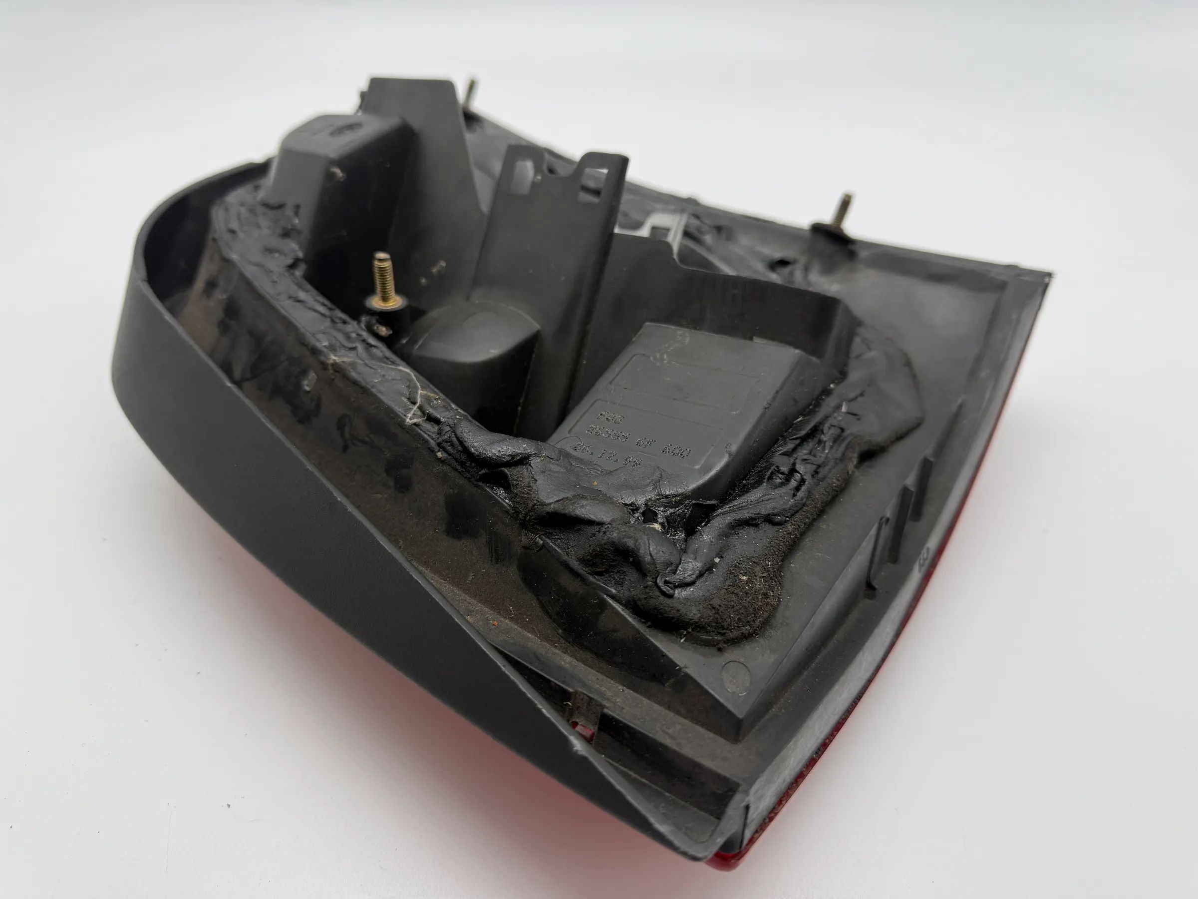 Original Nissan Micra (K11) Rücklicht / Rückleuchte Rechts 265556F600