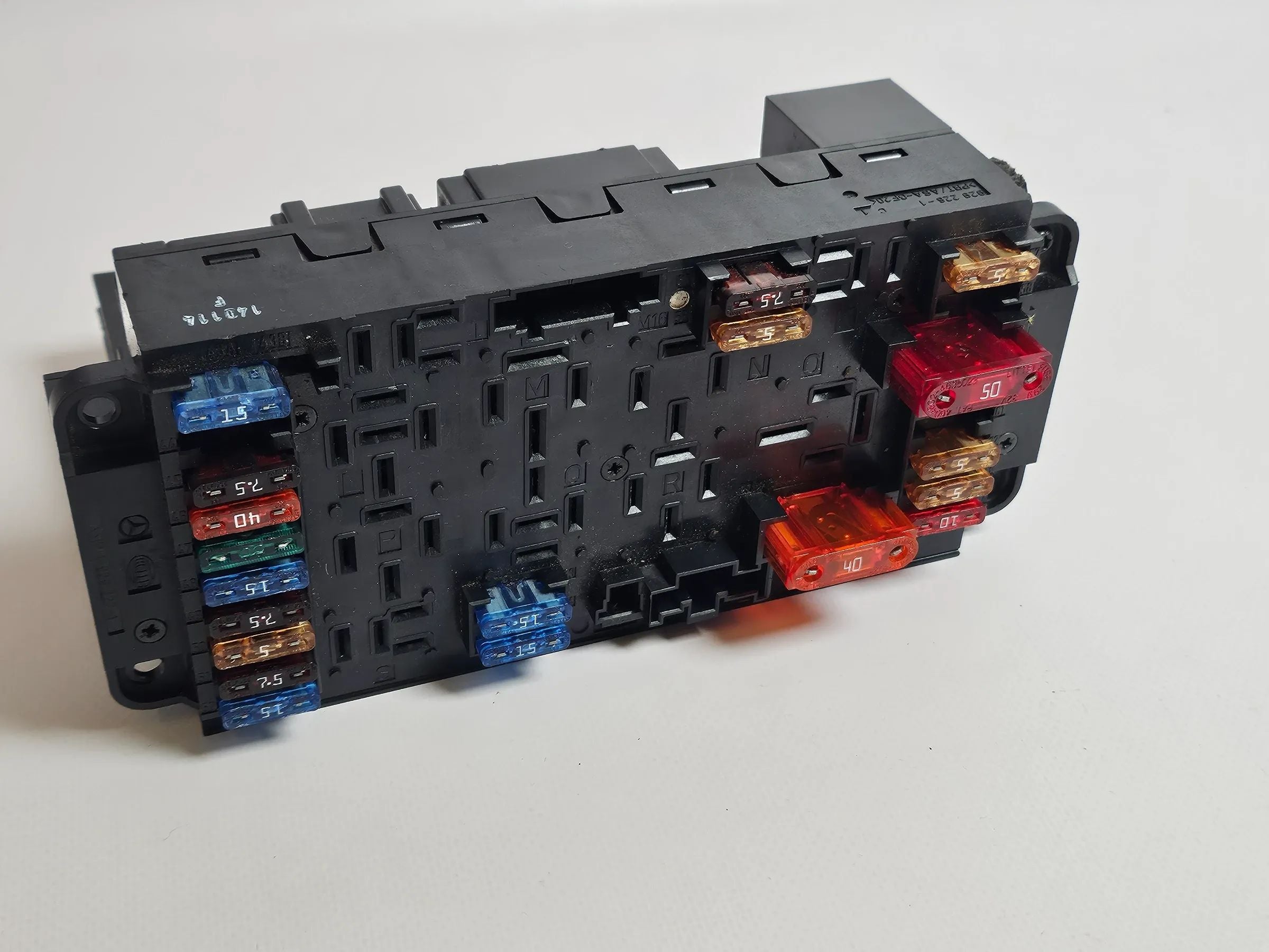 MERCEDES BENZ C-KLASSE W203 C180 Sicherungskasten SAM Modul HELLA 0025459301