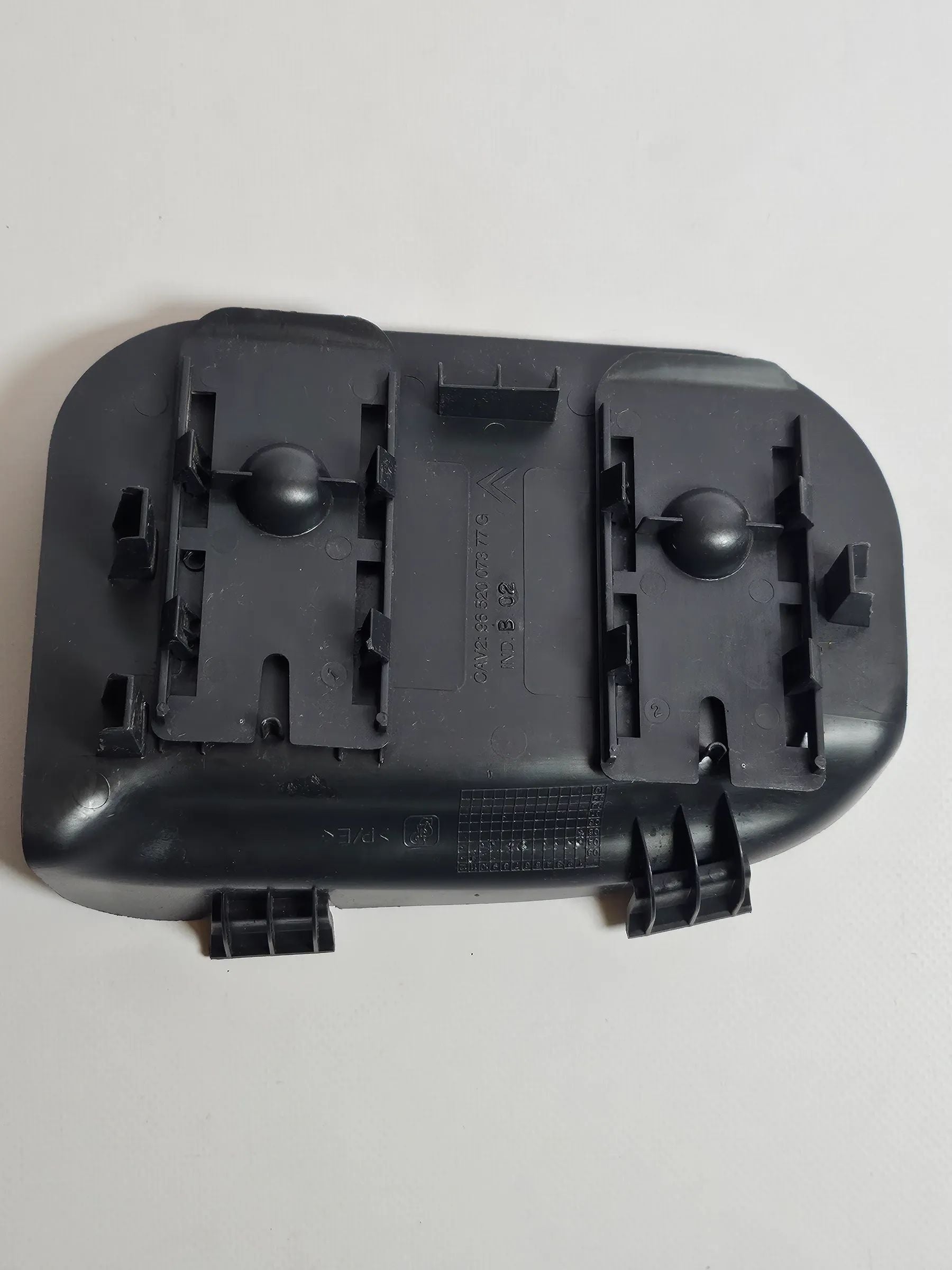 CITROEN C5 II RC Bj 2007 Deckel Abdeckung Kofferraum Rücklicht Links 9652007377