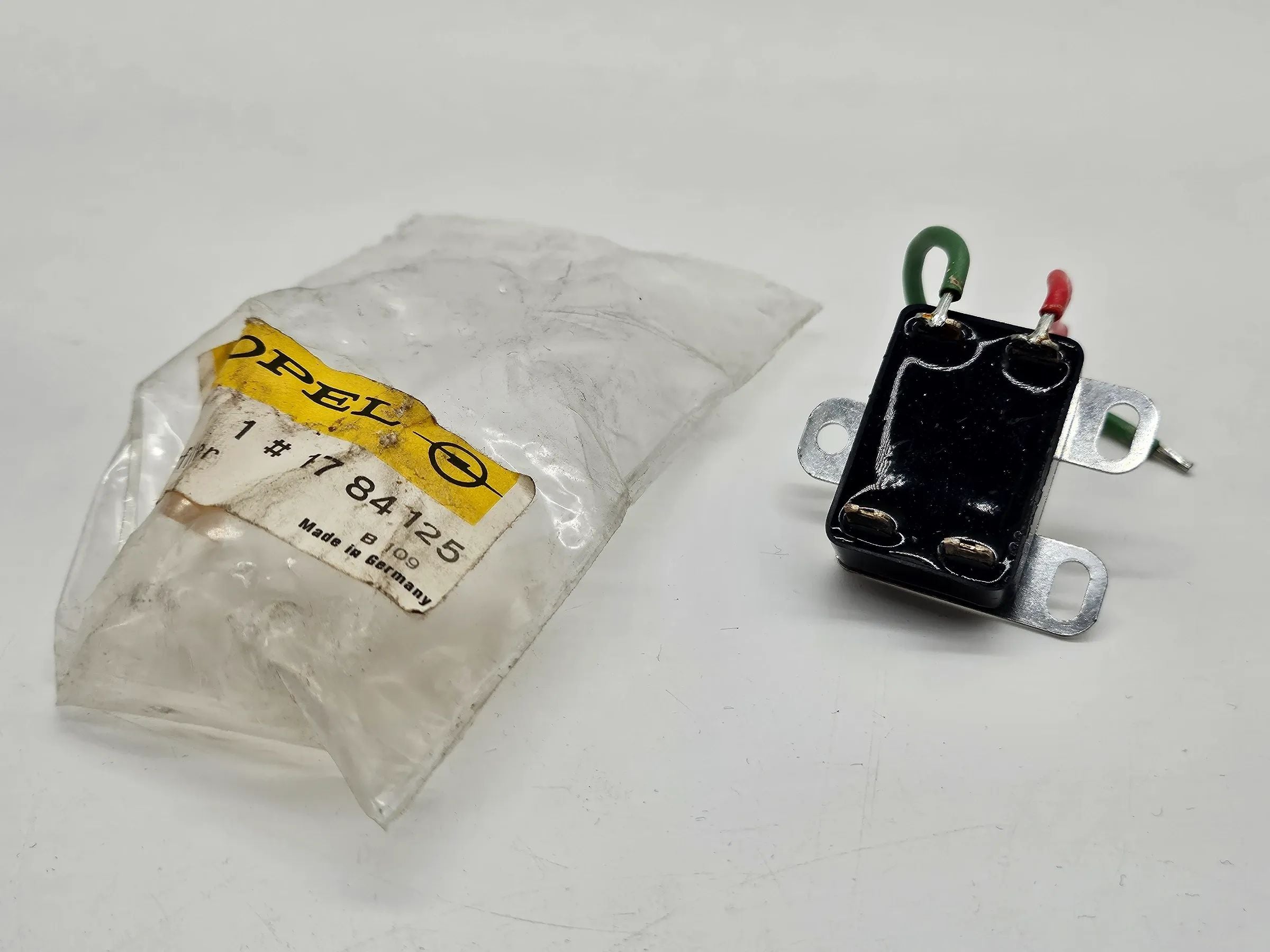 ORIGINAL OPEL Ascona A Manta A Entstörer Wischermotor 1784125 NEU