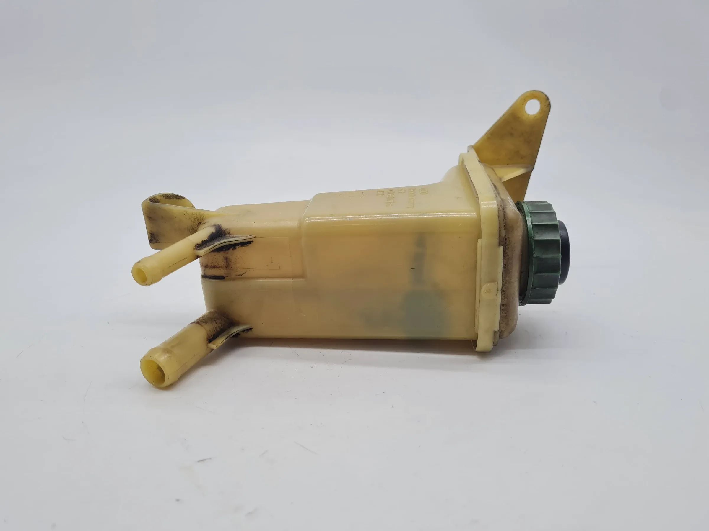 Original Audi A6 (4B2/4B4) Servobehälter Servoölbehälter 8D0422373C