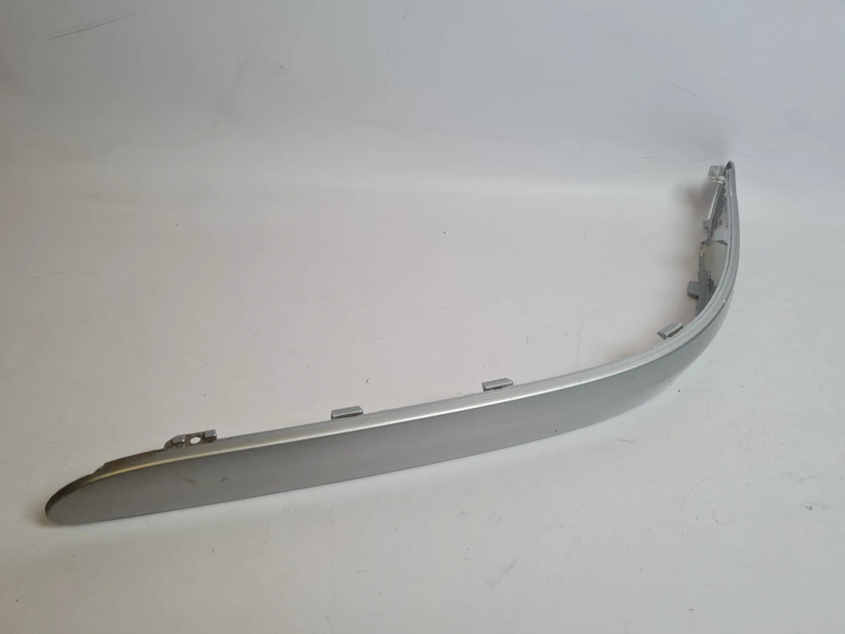 Original Mercedes-Benz C-Klasse (W203) Zierleiste Stoßstange Links, A2038854321