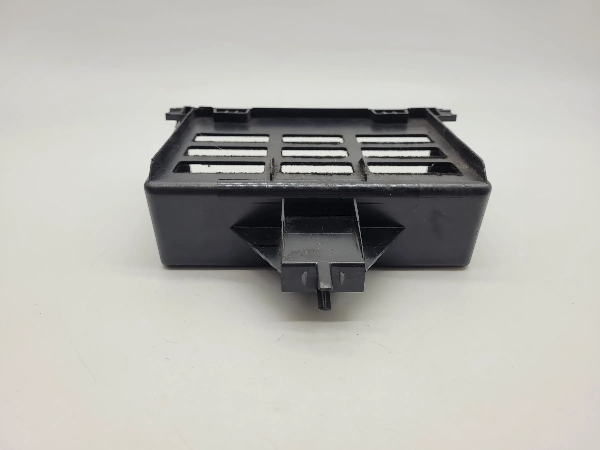 Original VW Polo (6N2) Ablagefach Staufach Mittelkonsole 6X0857058A