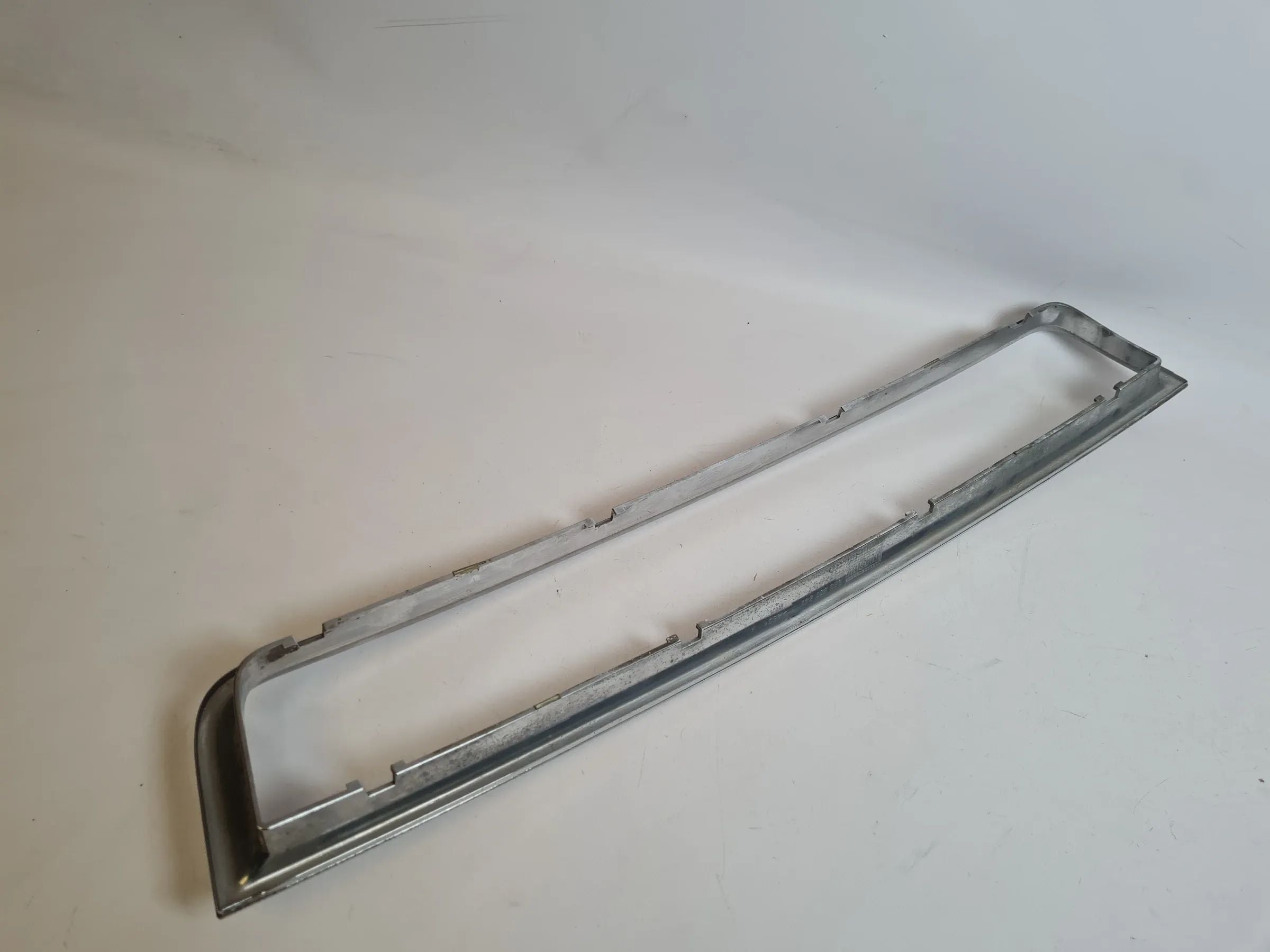 Original Audi A4 (8E/8H/B6) Chrom Blende Gitterblende Grill Vorne 8E0807647