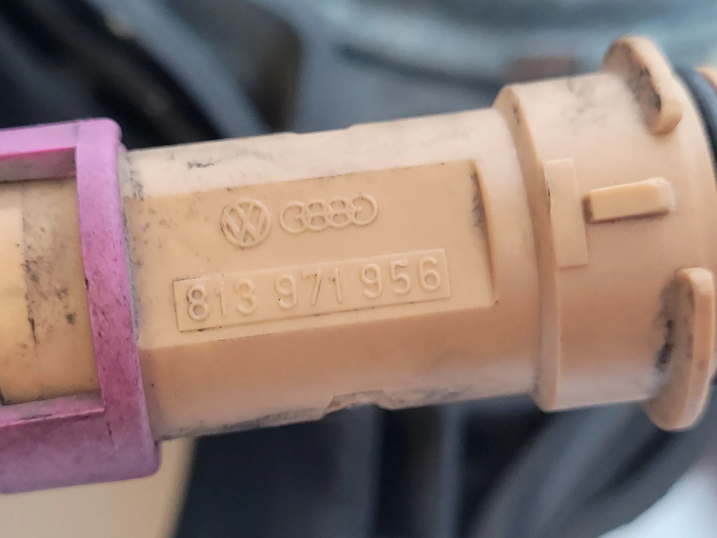 Original Audi A6 (4B2/4B4) Kühlerlüfter Motor Kühler Valeo 849354