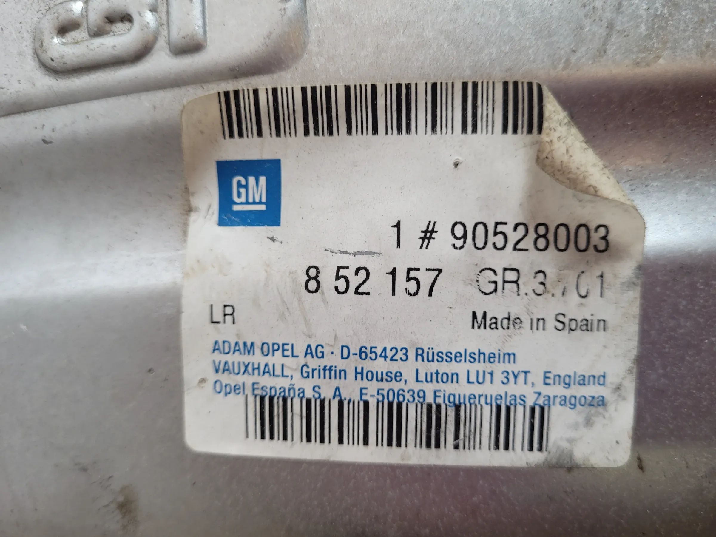 Original Opel Omega B (V94) Mittelschalldämpfer Auspuff 90528003