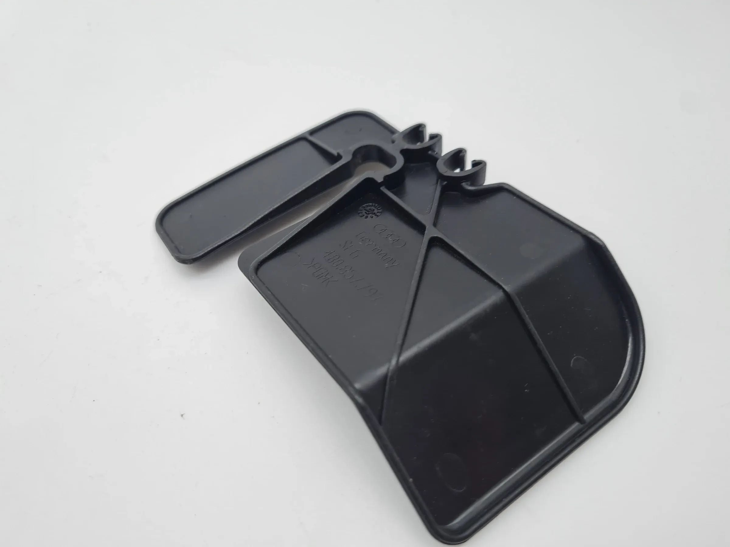 Original Audi A6 (4B2/4B4) Abdeckung Gurtschnalle Gurt Hinten Links 4B0857797