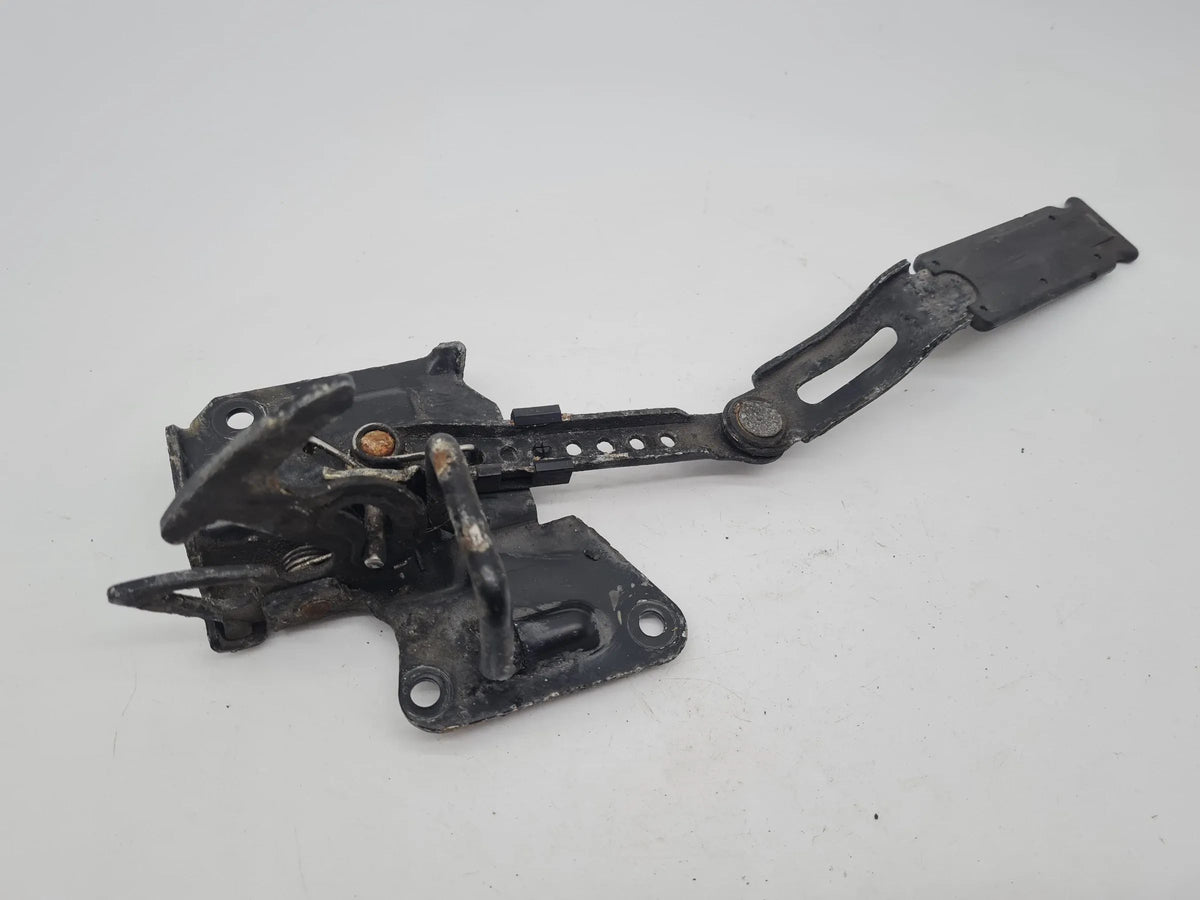 Original Audi A6 (4B2/4B4) Motorhaube Fanghaken 4B0823480C