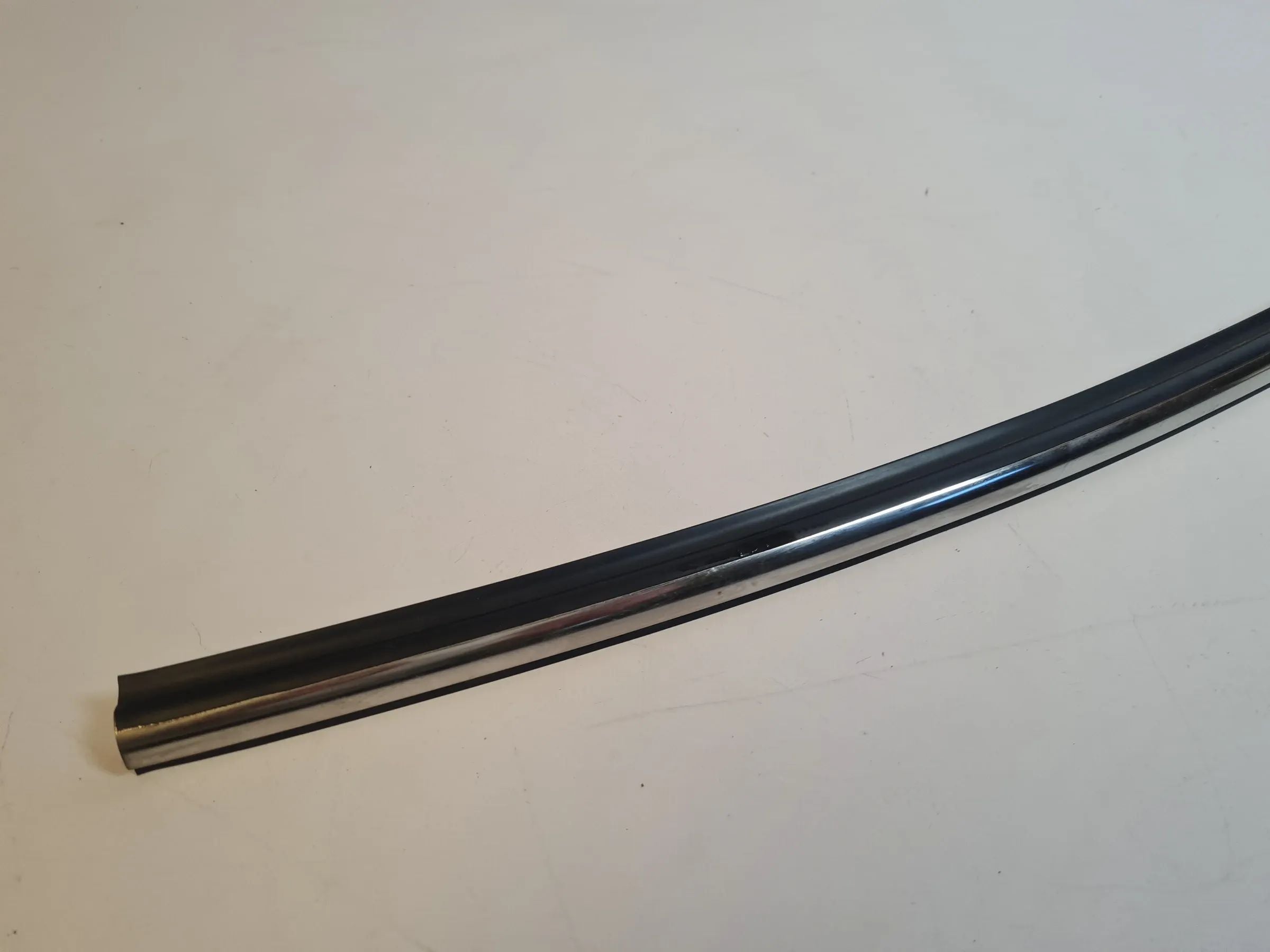 Original Mini One (R50/R53) Dichtung Windschutzscheibe Vorne Links 7051527