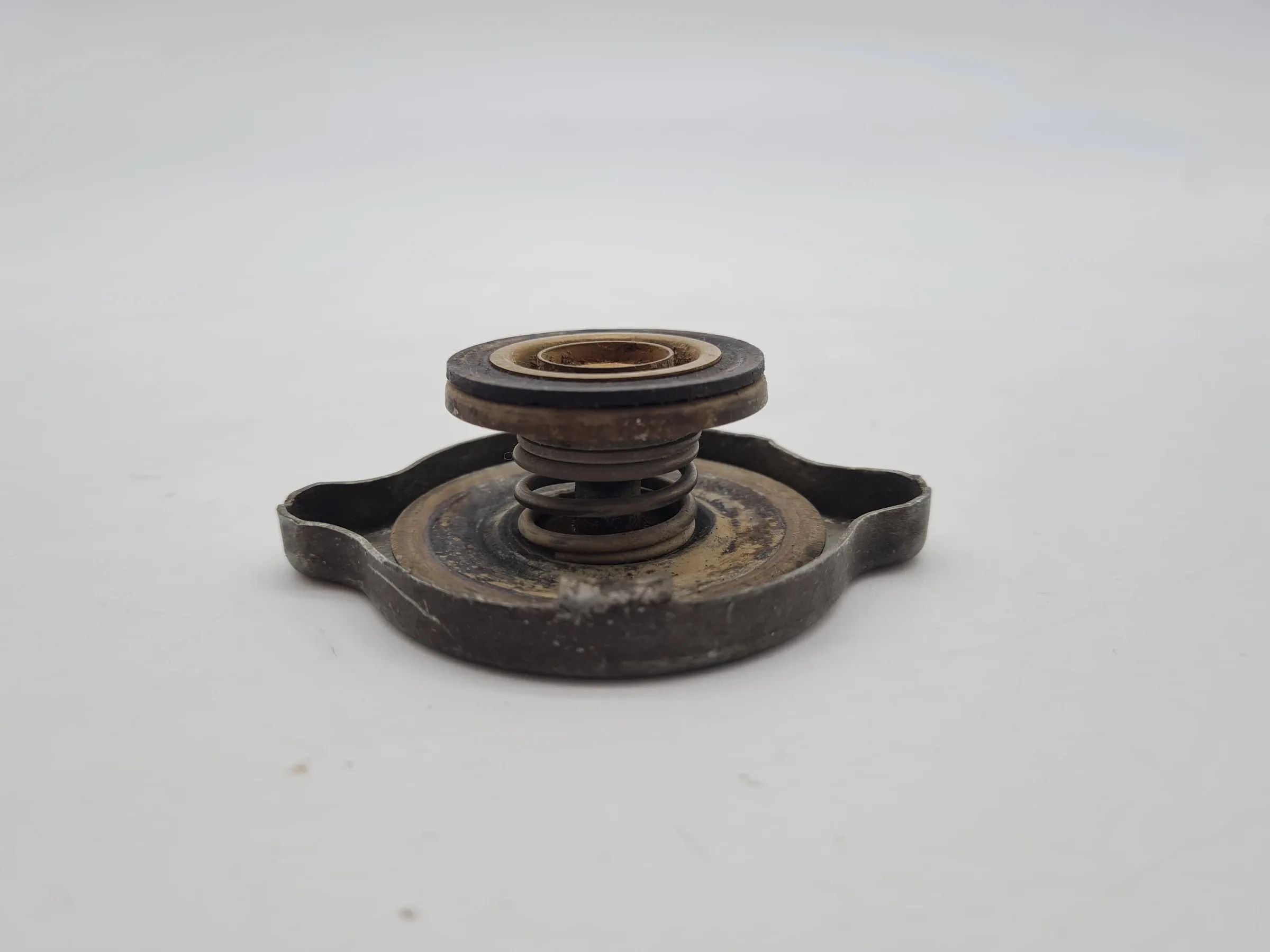 Original Mercedes-Benz (W202/W210/W638) Kühlerstopfen, Verschlussdeckel
