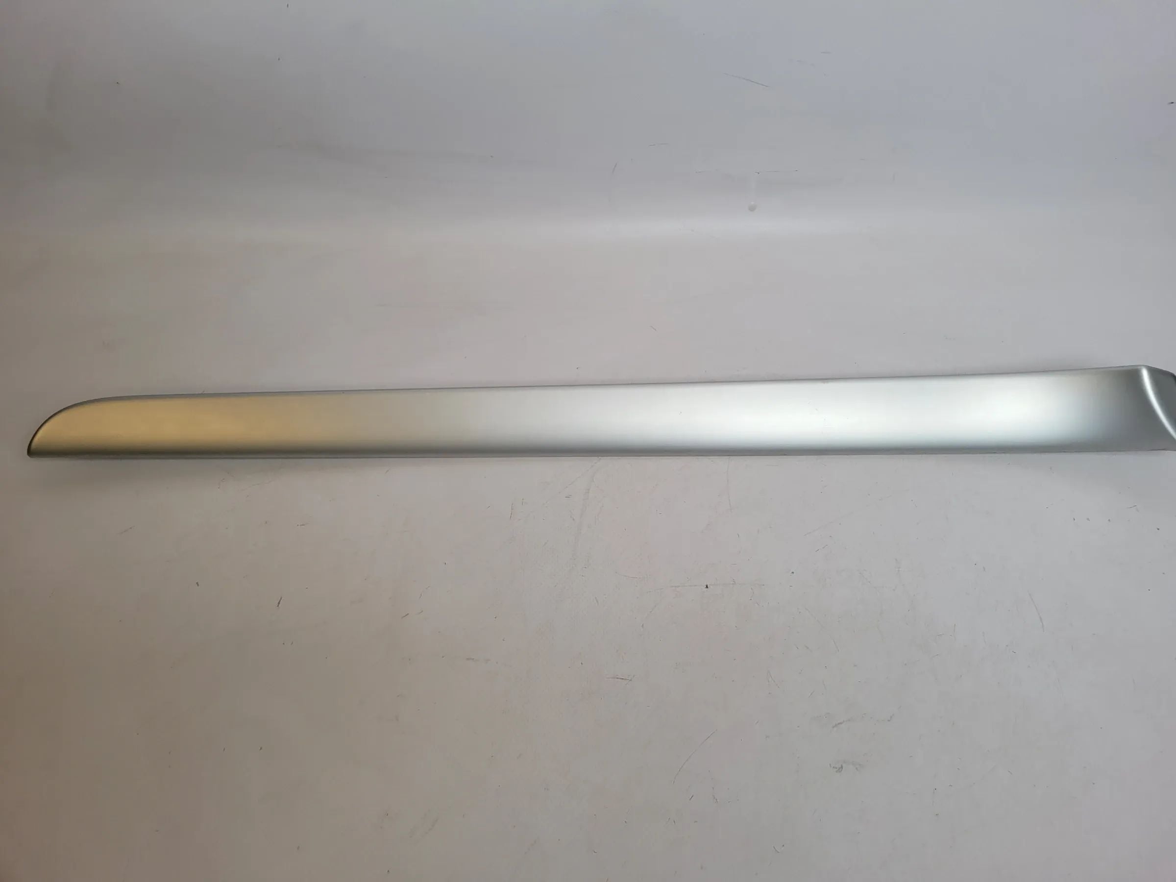 Original Audi A4 (S-Line) Dekorleiste Zierleiste Rechts Vorne 8E0867410