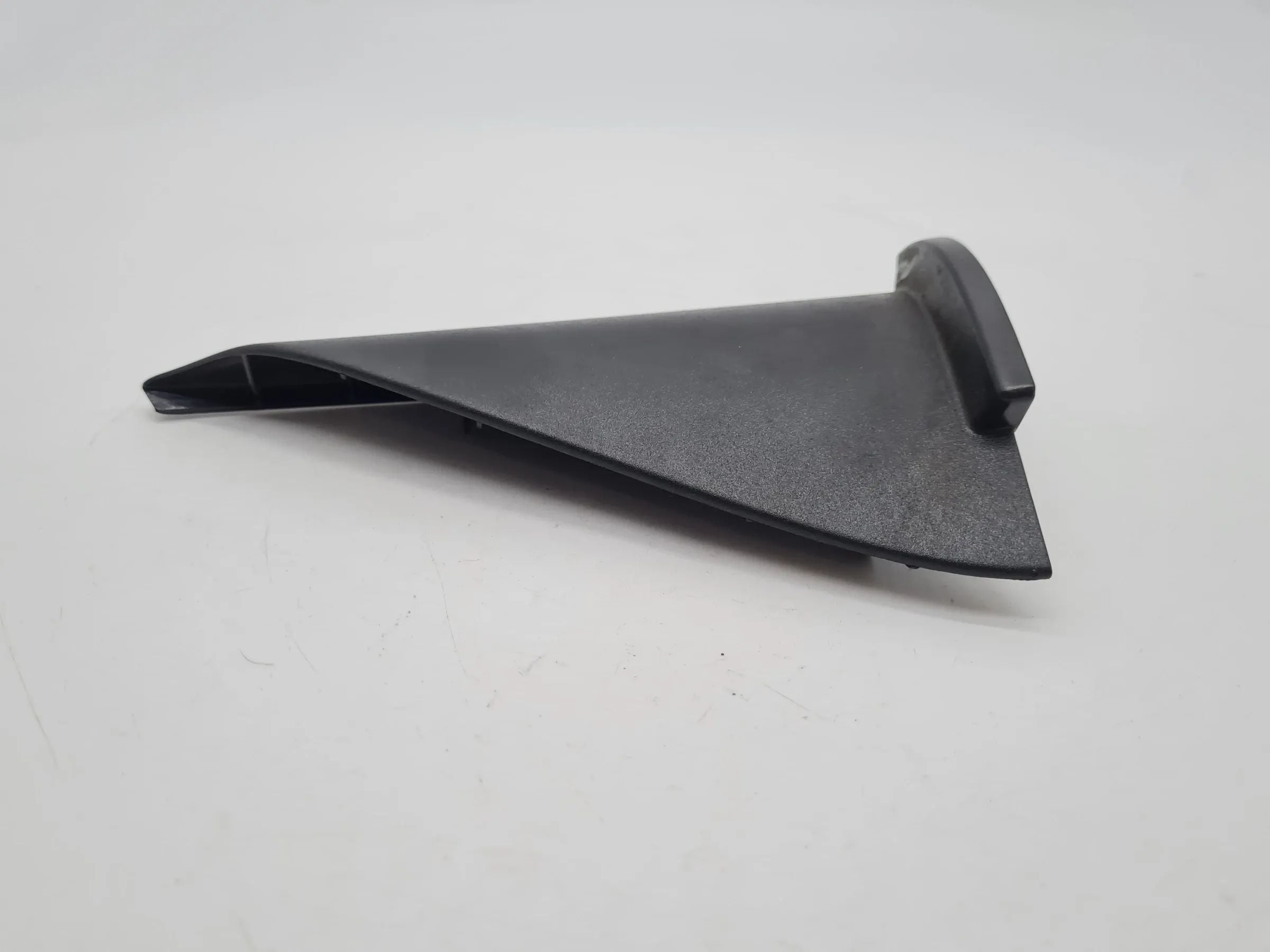 Original Audi A4 (8E/B6/B7) Blende Verkleidung Dreieck Links Hinten 8E0857569