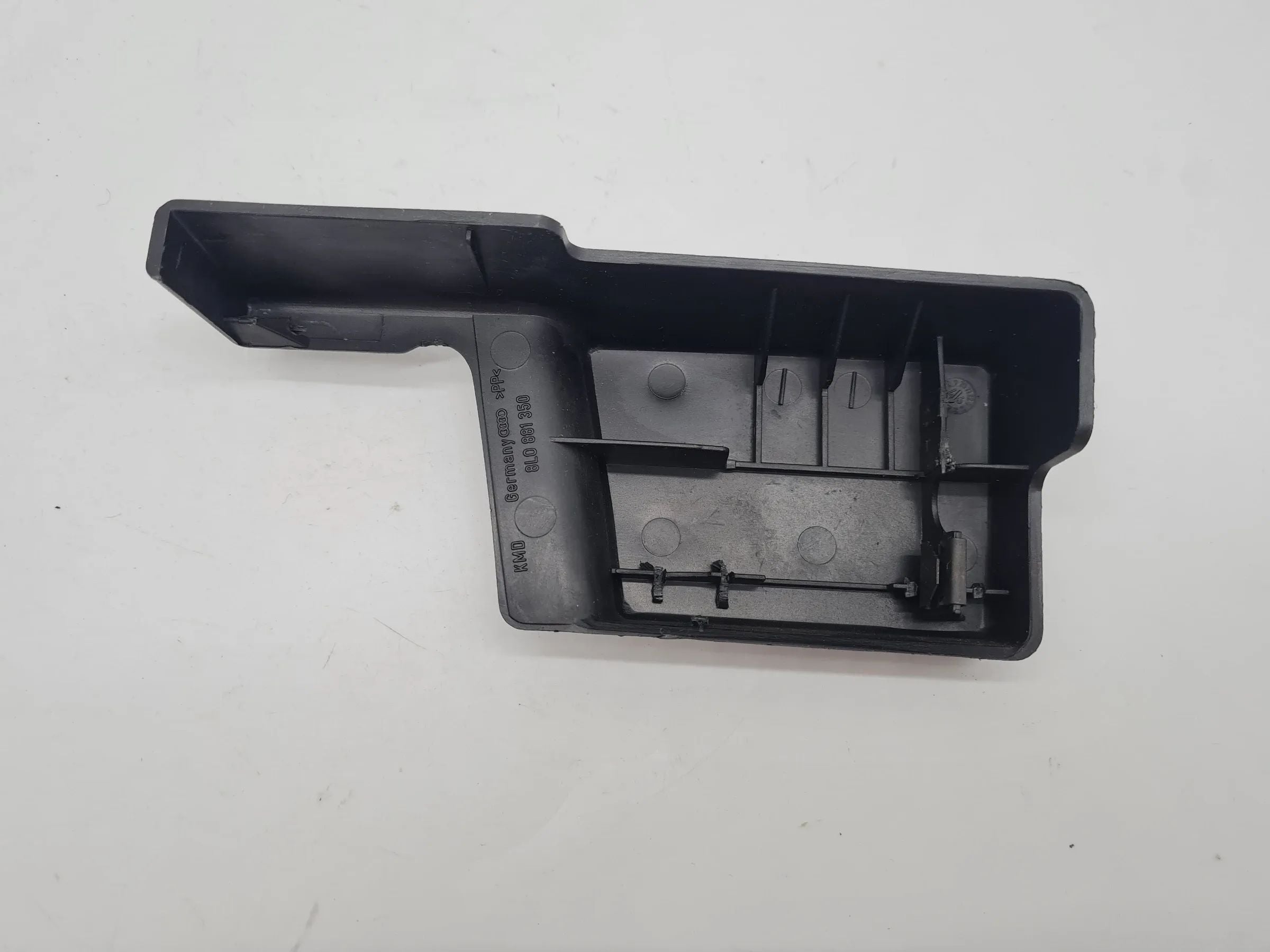 Original Audi A6 (4B2/4B4) Führungsschiene SItz Blende Rechts Vorne 8L0881350