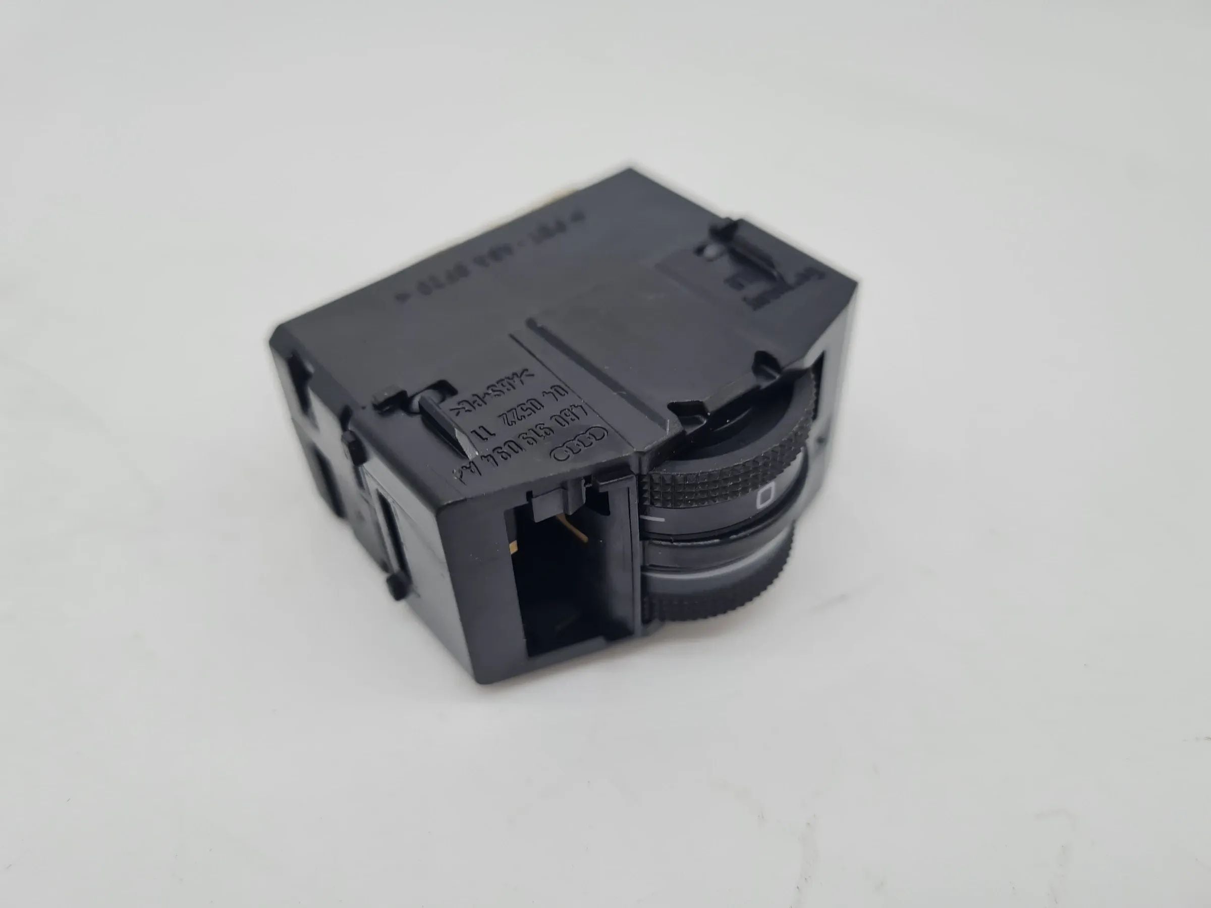 Original Audi A6 (4B2/4B4) Lichtschalter Leuchtweitenregelung LWR 4B0919094A