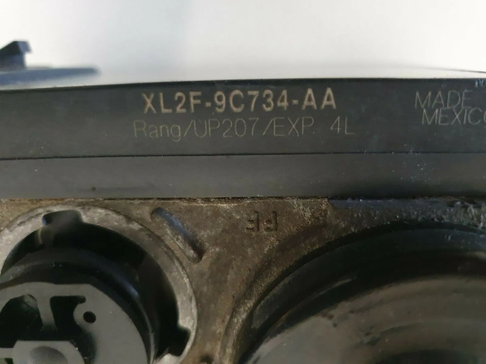 純正 Ford Explorer U2 1998年以降 4.0 V6 4WD クルーズコントロール XL2F-9C734-AA XL2F9C735-AA