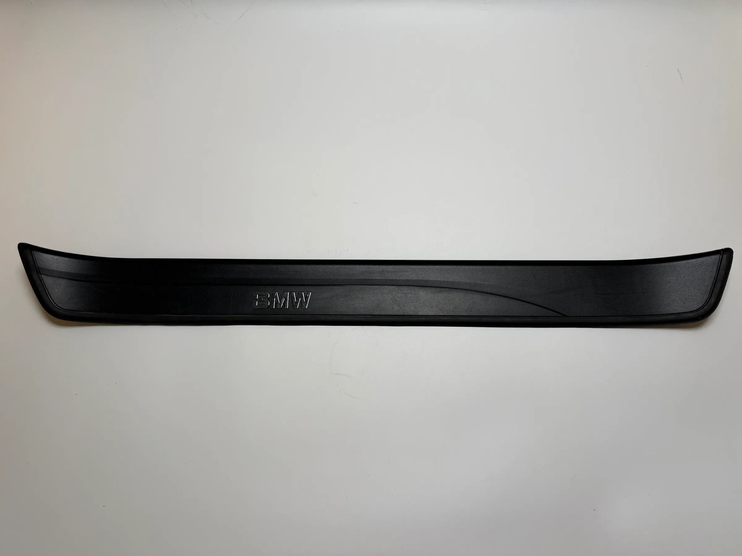 BMW 3er E90 E90N E91 E91N Modanatura soglia anteriore sinistra 51477060279 7060279