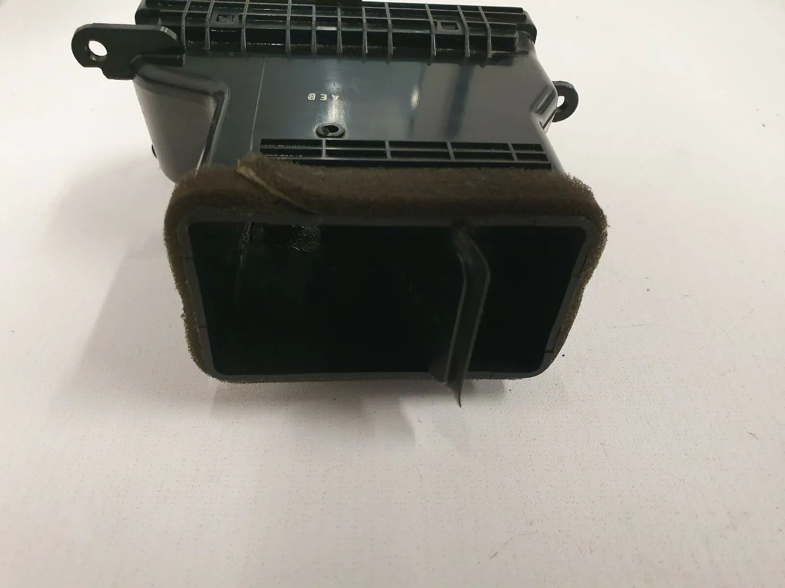 KIA CARNIVAL 2 II (GQ) 2.9 CRDI Luftdüse OK53A6481X Mitte Links K42