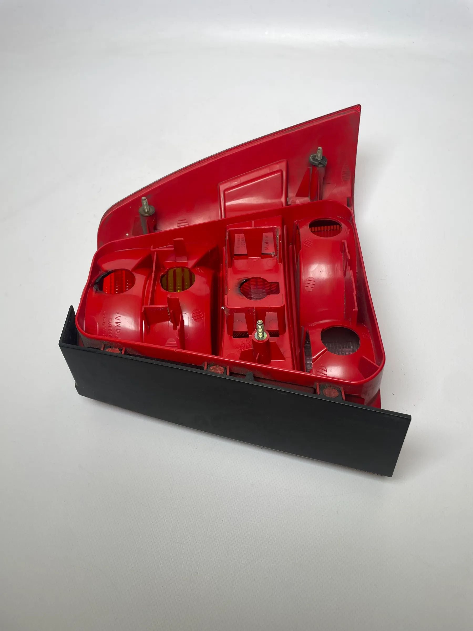 Original VW Bora 1J2 Rear Light Left Rear 963673 963685