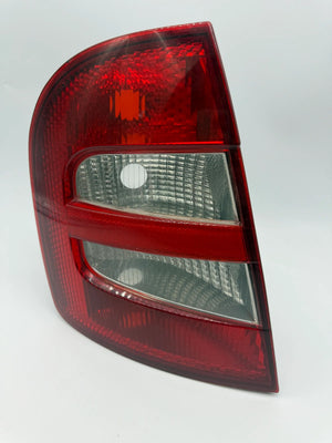 Original Skoda Fabia I 1 (6Y2/6Y3) Rücklicht / Rückleuchte Links 6Y6945095