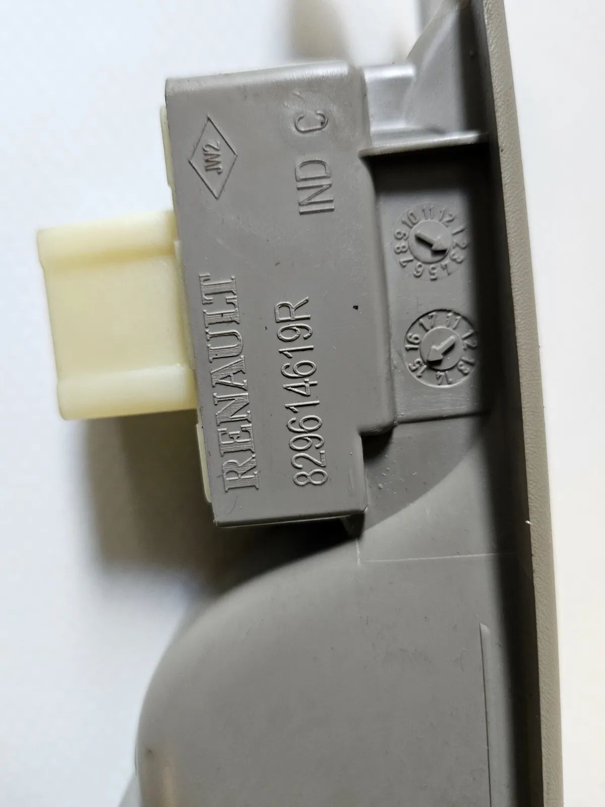 original Interrupteur lève-vitre Renault Zoé (AG) 60kW (5AM B4) 2015 829614619R