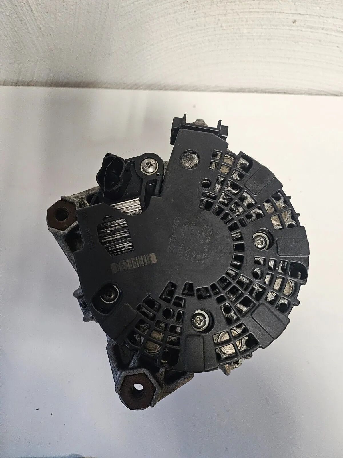 ORIGINAL Volvo V60 II 2018- 2.0D D4 30659580 Generator Lichtmaschine 36002812