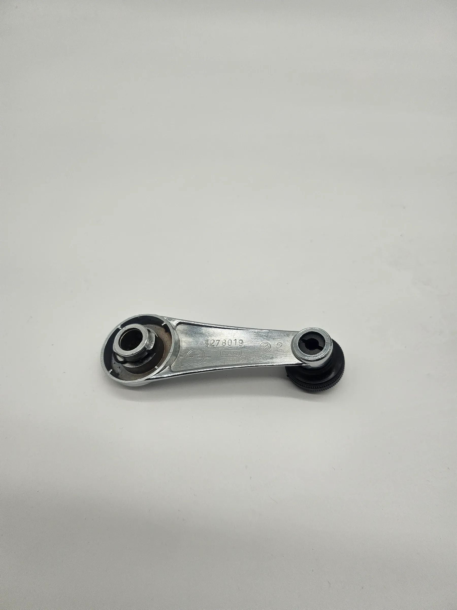 Oryginalna korba szyby Opel Kadett C 9278019