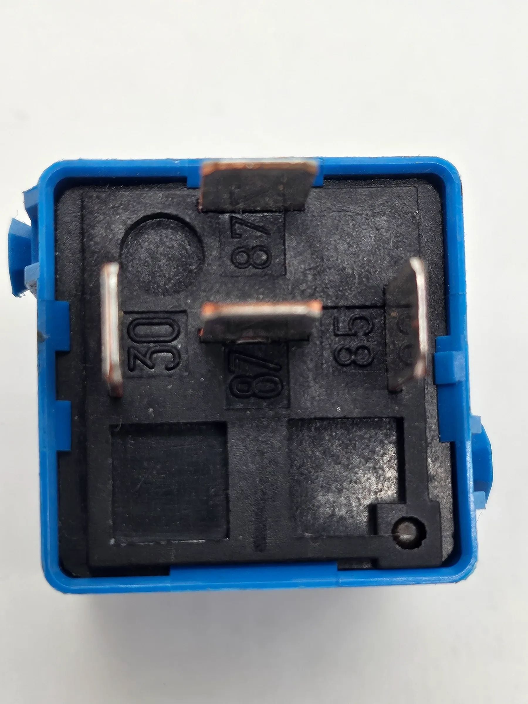 Original BMW 3er E36 E46 5er E39 Relé azul 8364581